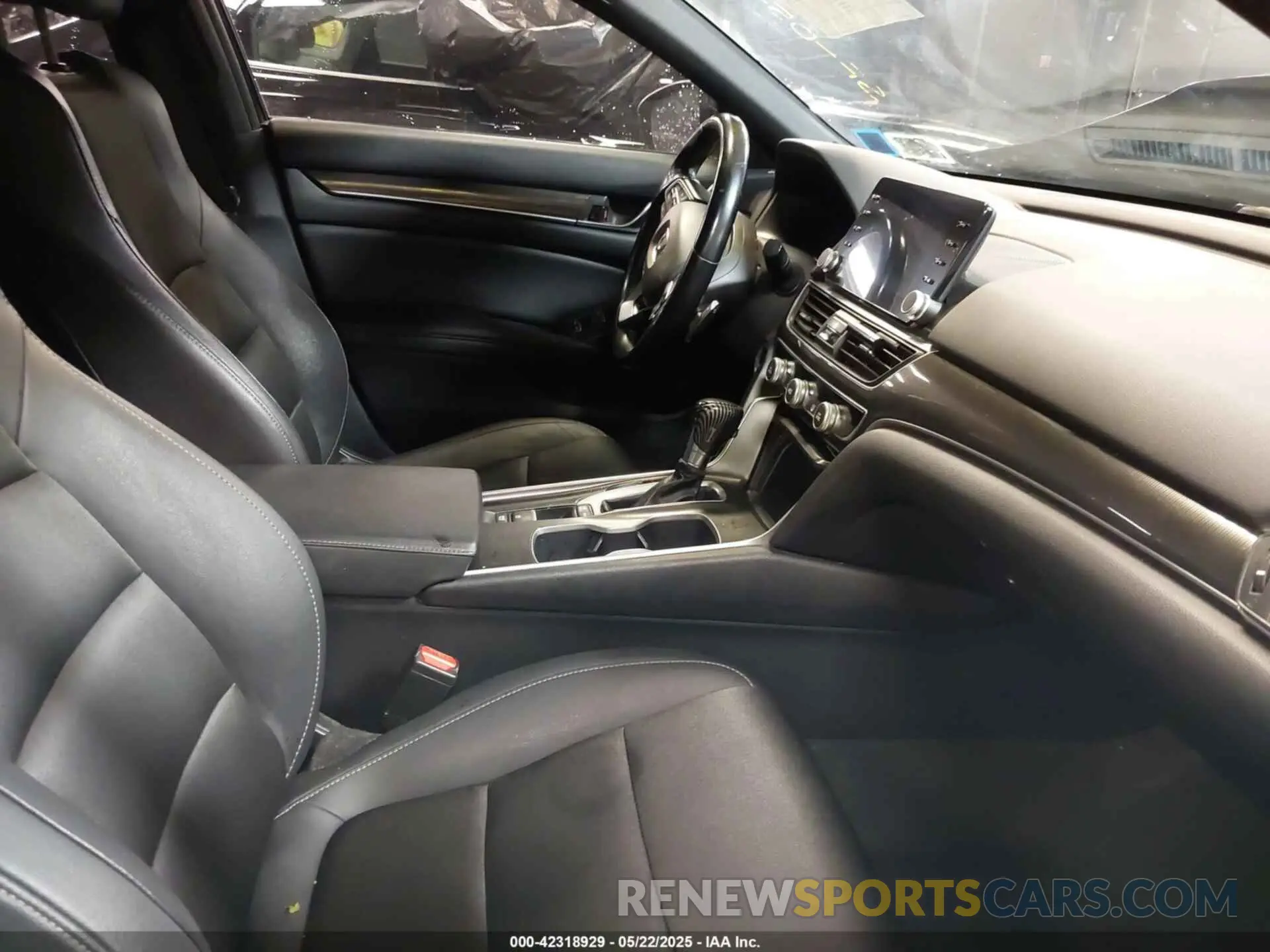 5 fotografías del automóvil dañado 1HGCV1F35KA005750 HONDA ACCORD 2019