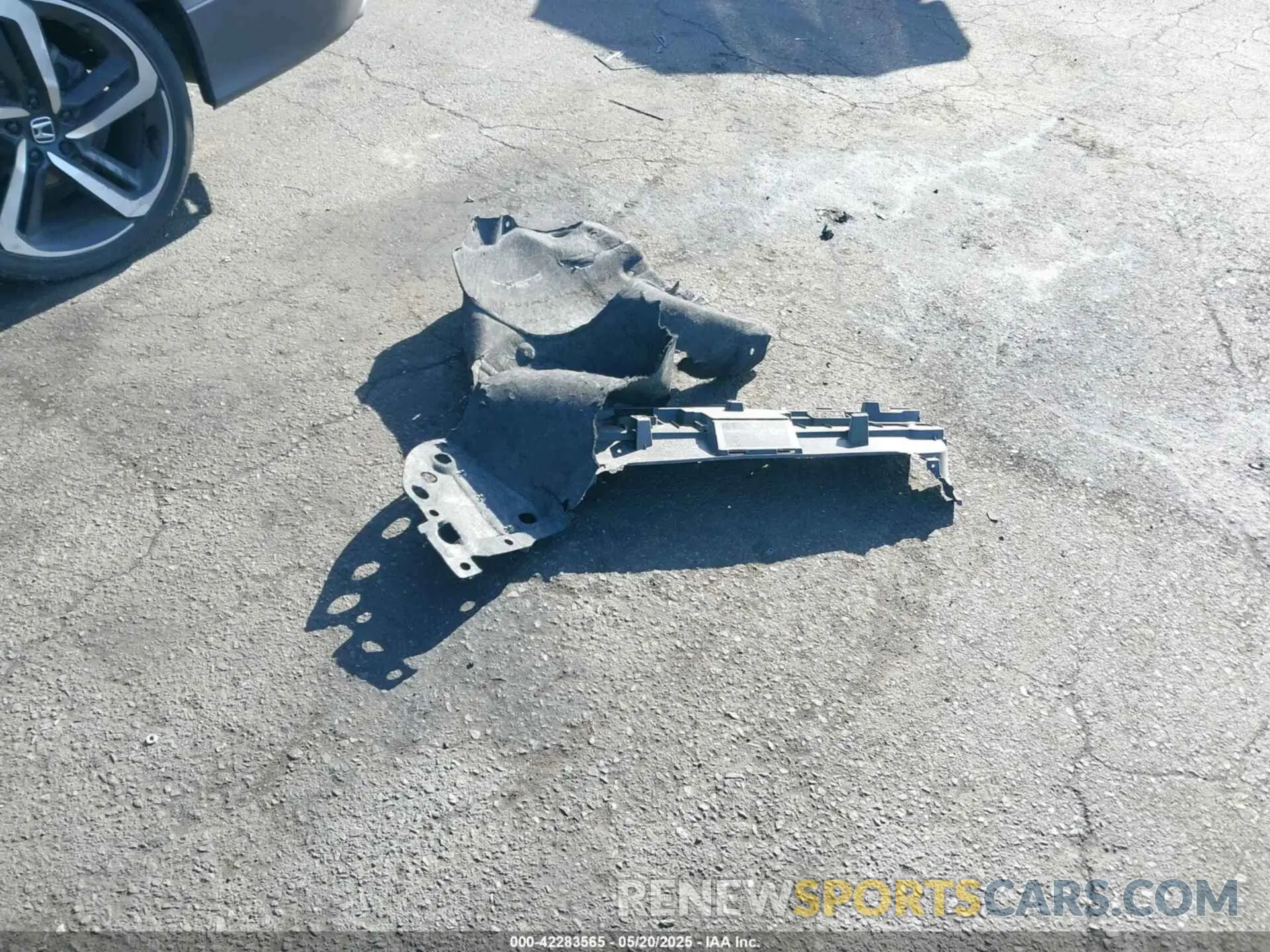 12 fotografías del automóvil dañado 1HGCV1F35KA018546 HONDA ACCORD 2019