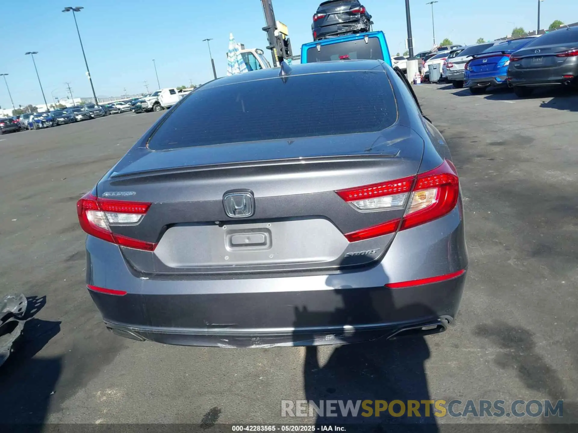 17 fotografías del automóvil dañado 1HGCV1F35KA018546 HONDA ACCORD 2019