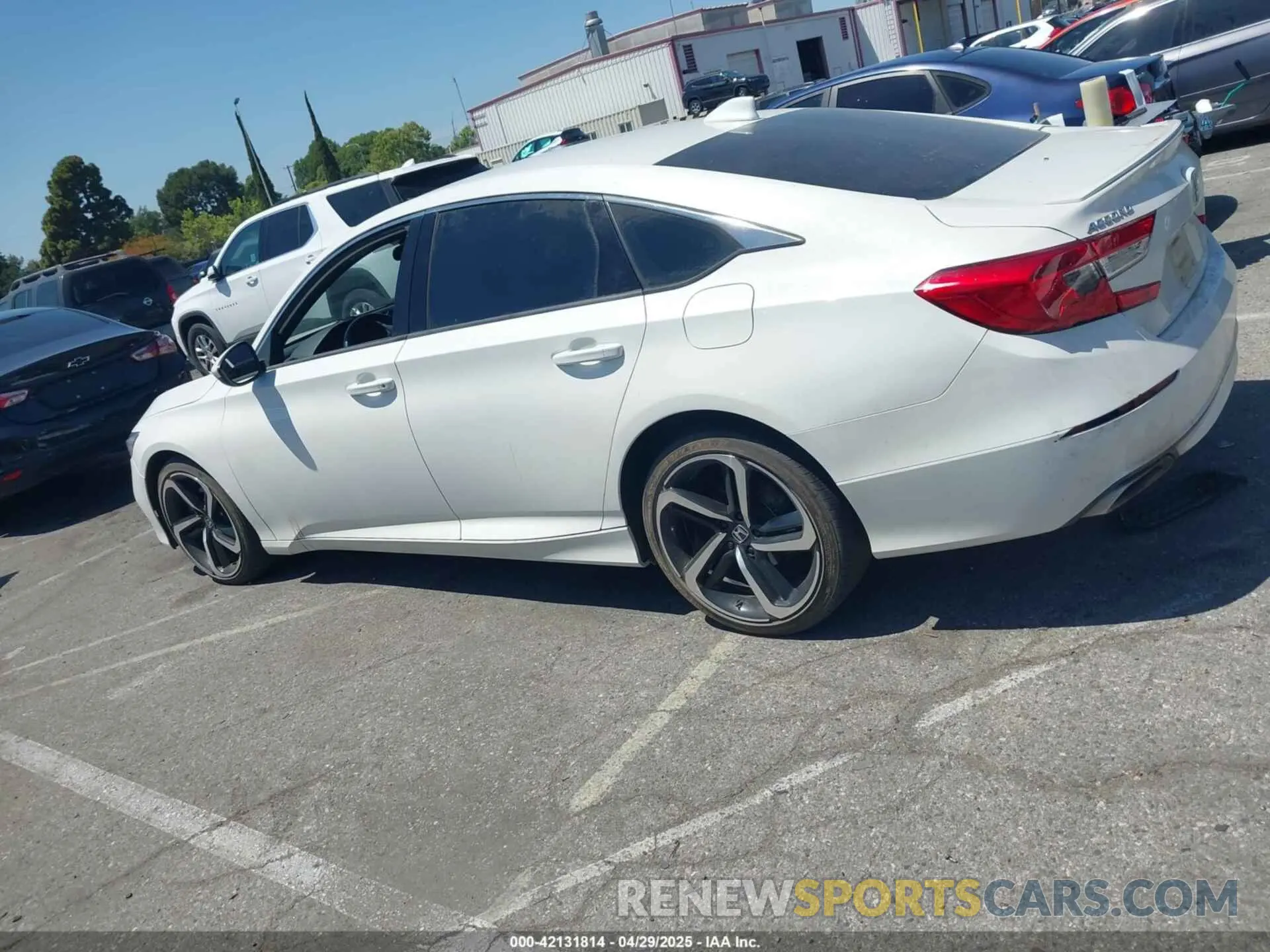14 fotografías del automóvil dañado 1HGCV1F35KA107033 HONDA ACCORD 2019