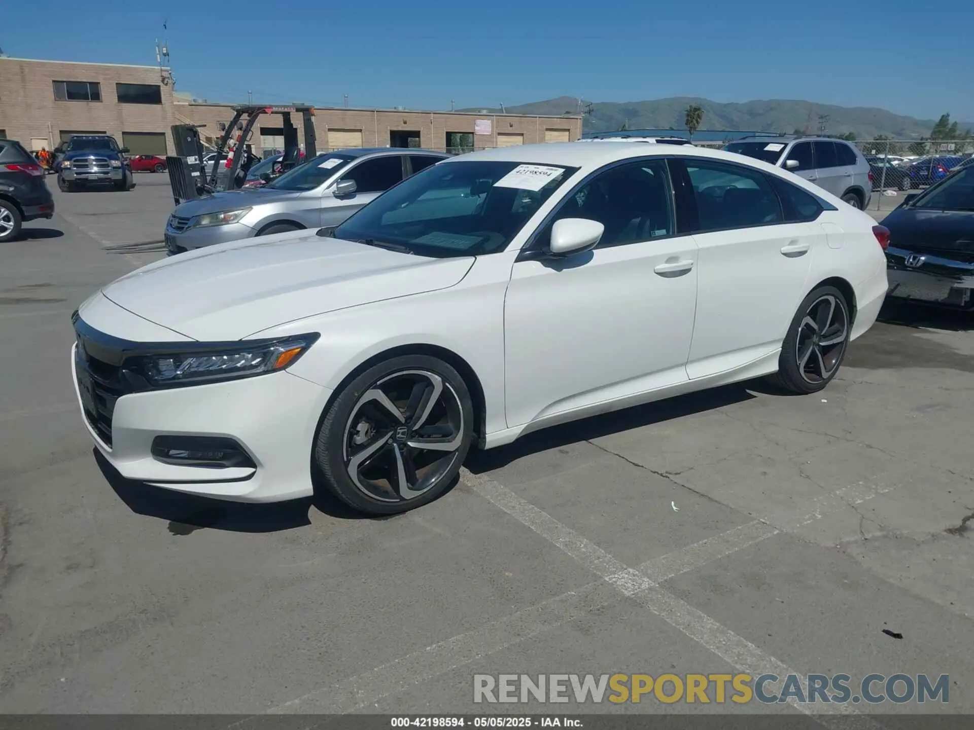 2 fotografías del automóvil dañado 1HGCV1F35KA173534 HONDA ACCORD 2019