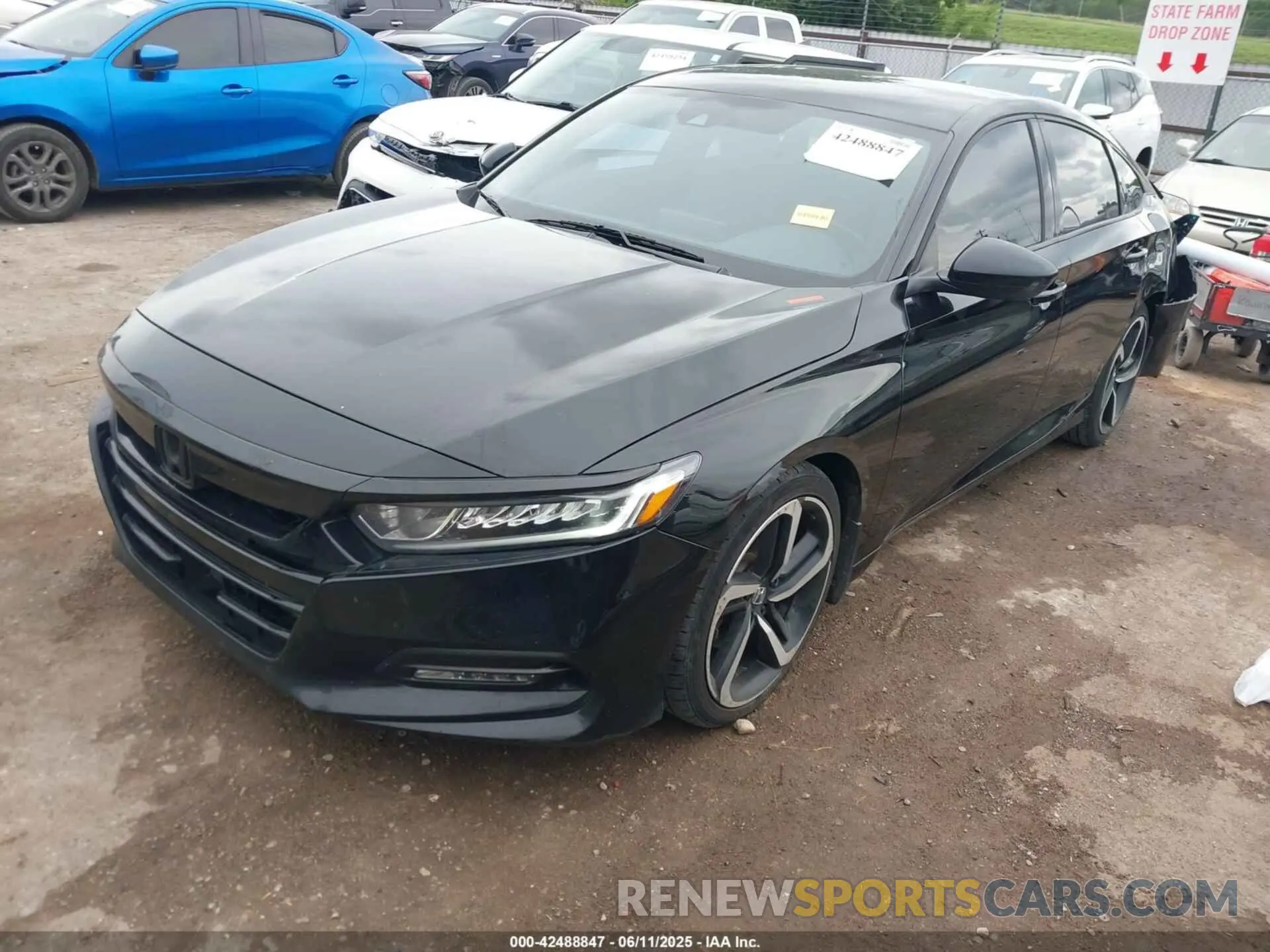 2 fotografías del automóvil dañado 1HGCV1F36KA004414 HONDA ACCORD 2019