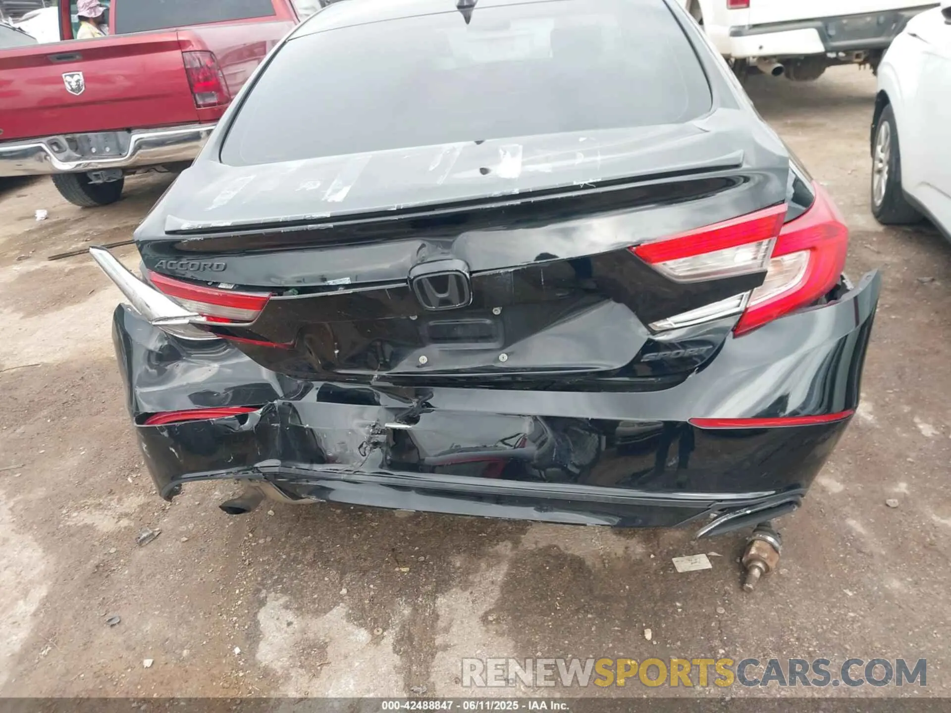 6 fotografías del automóvil dañado 1HGCV1F36KA004414 HONDA ACCORD 2019