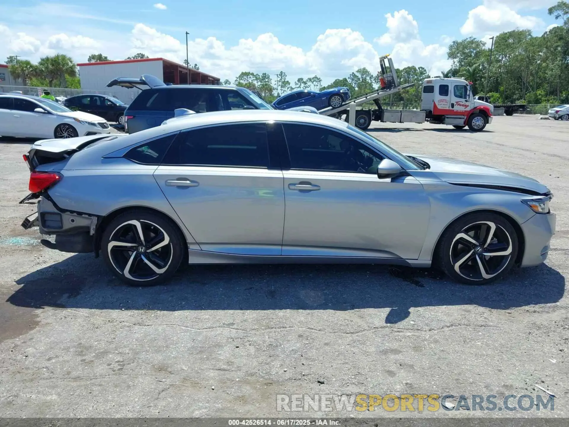 14 fotografías del automóvil dañado 1HGCV1F36KA028146 HONDA ACCORD 2019