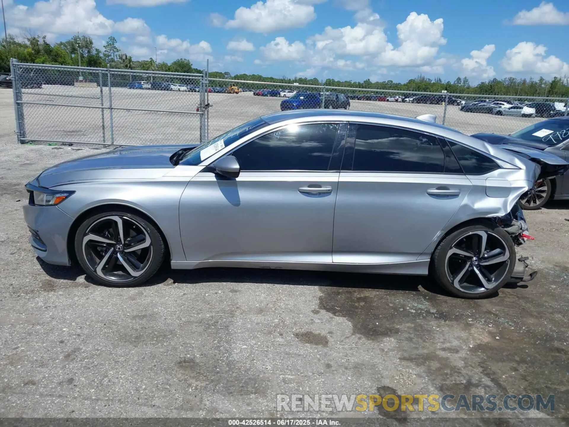 15 fotografías del automóvil dañado 1HGCV1F36KA028146 HONDA ACCORD 2019