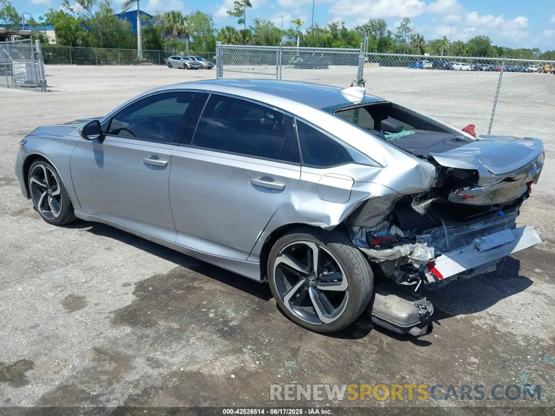 3 fotografías del automóvil dañado 1HGCV1F36KA028146 HONDA ACCORD 2019