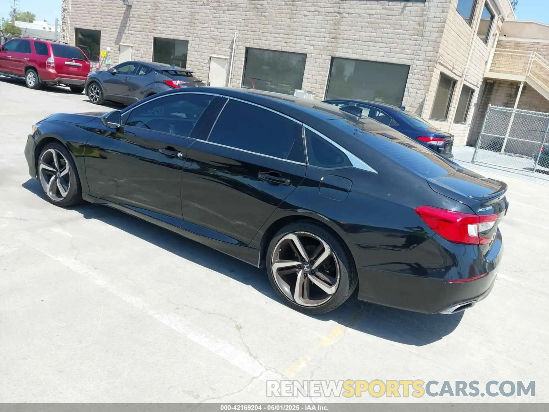 3 fotografías del automóvil dañado 1HGCV1F36KA079744 HONDA ACCORD 2019