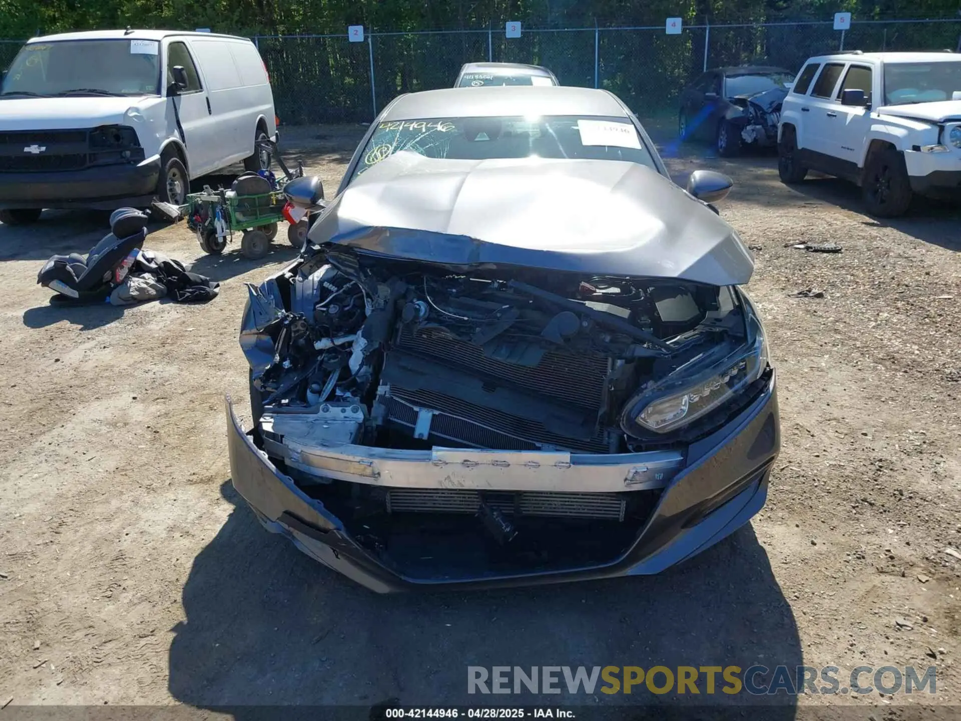 13 fotografías del automóvil dañado 1HGCV1F36KA153292 HONDA ACCORD 2019