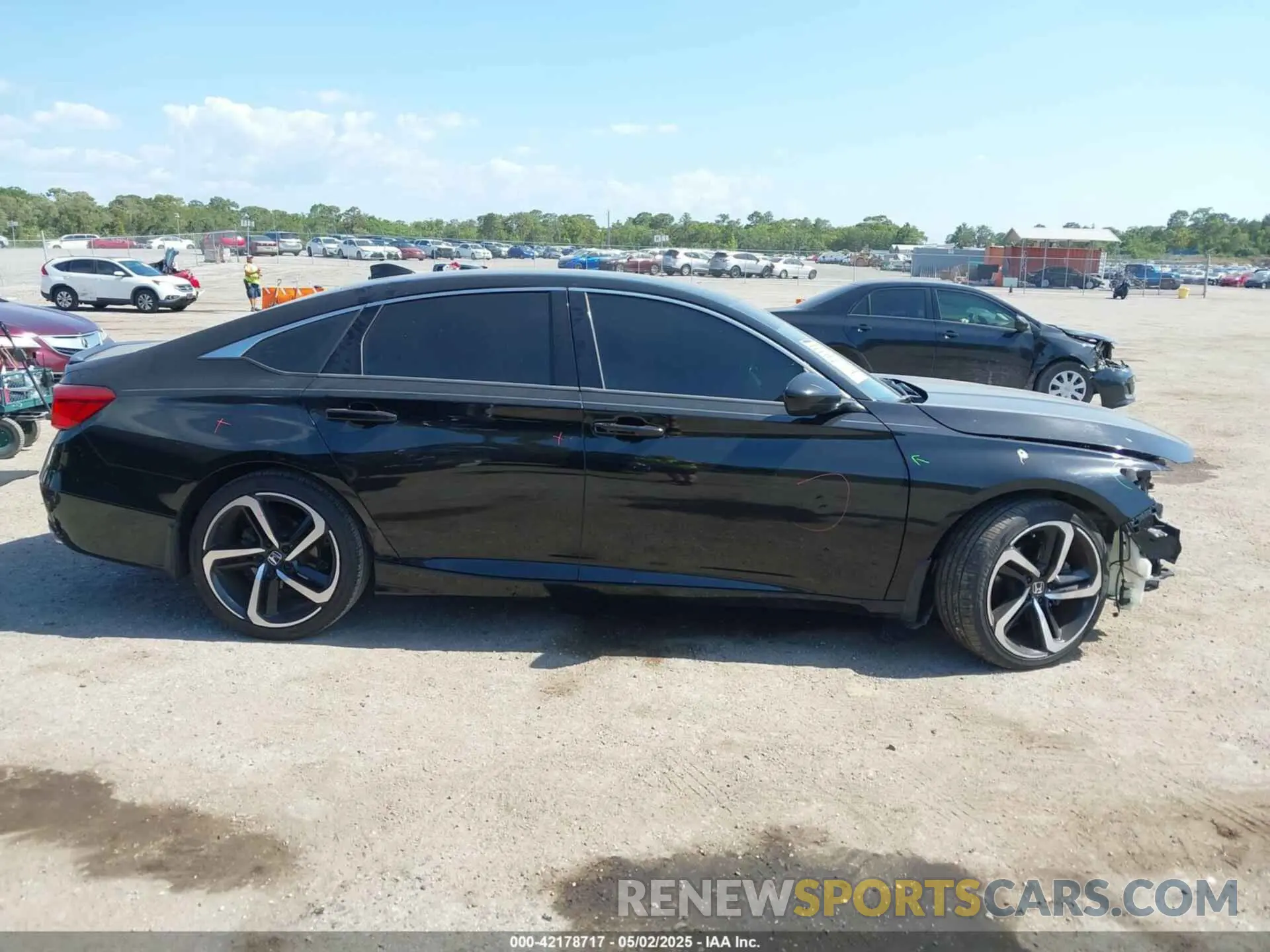 14 fotografías del automóvil dañado 1HGCV1F36KA164731 HONDA ACCORD 2019
