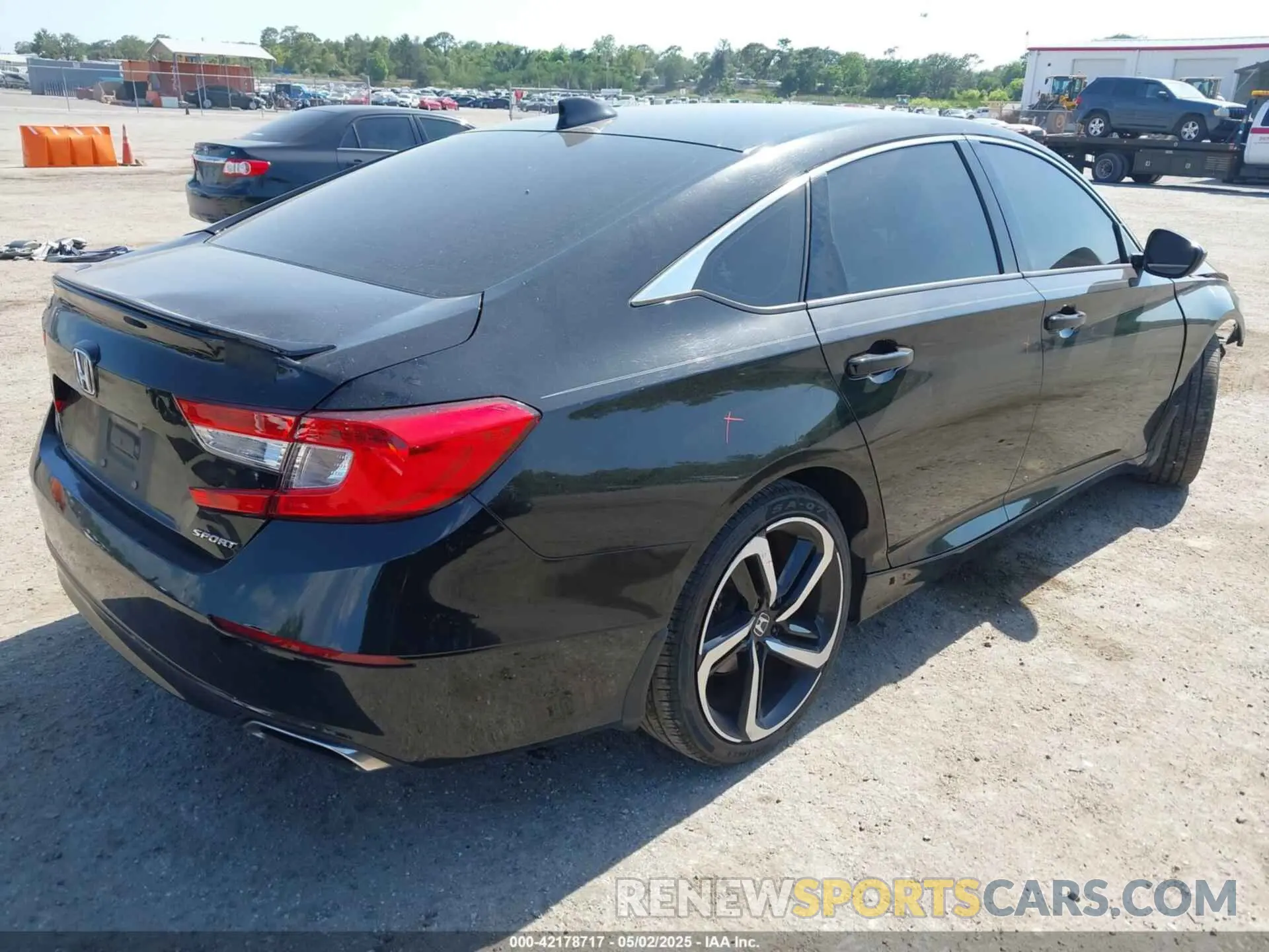 4 fotografías del automóvil dañado 1HGCV1F36KA164731 HONDA ACCORD 2019