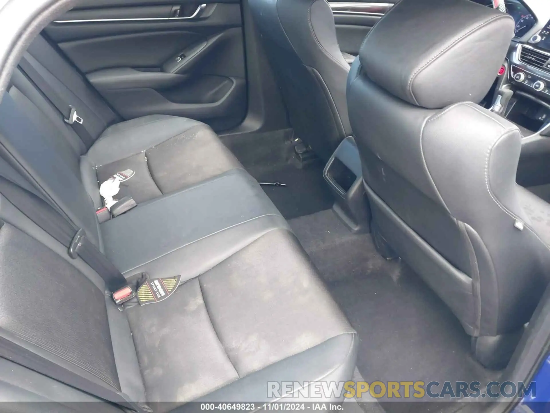 8 fotografías del automóvil dañado 1HGCV1F36KA170366 HONDA ACCORD 2019