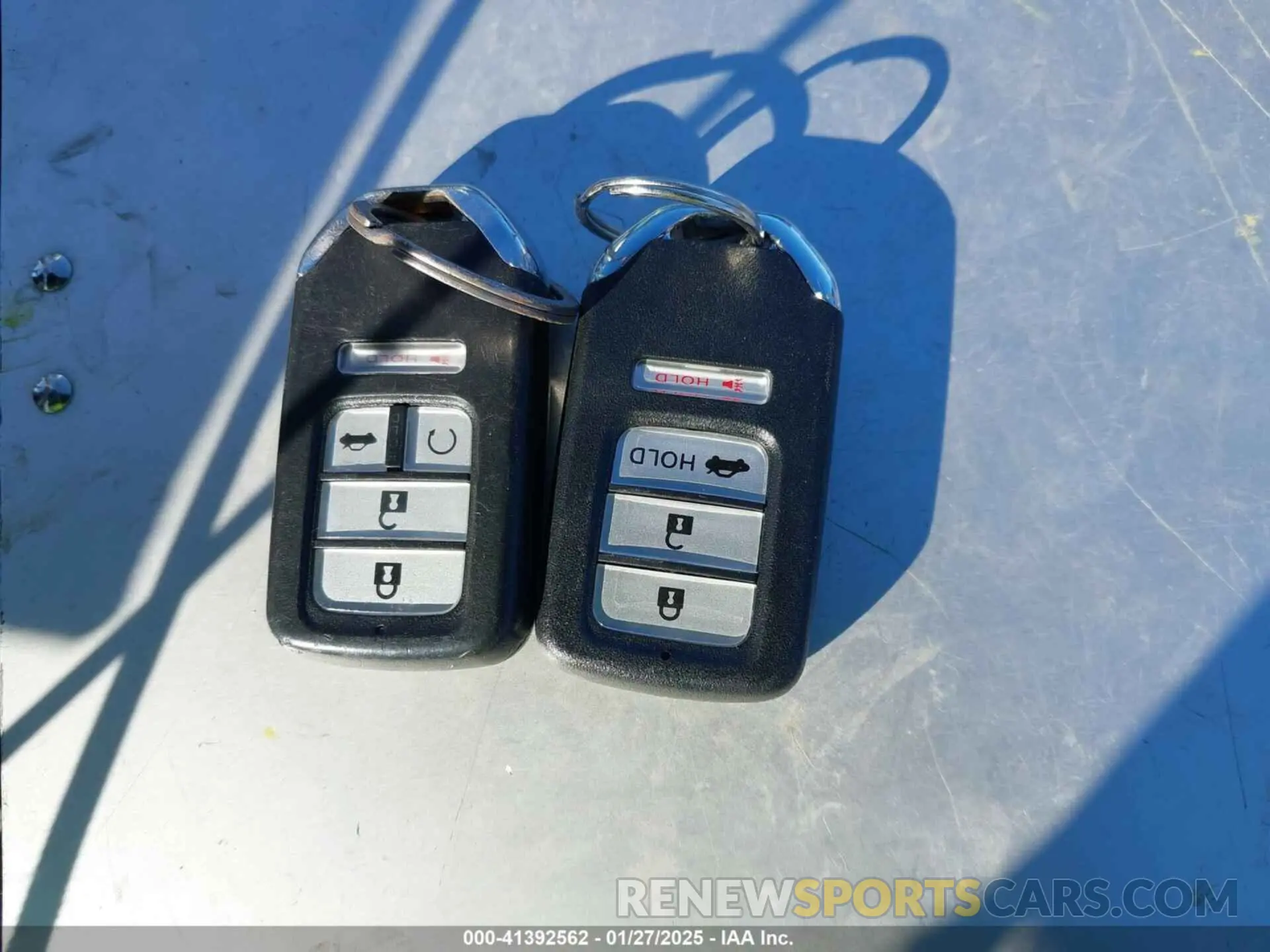 11 fotografías del automóvil dañado 1HGCV1F37KA043402 HONDA ACCORD 2019