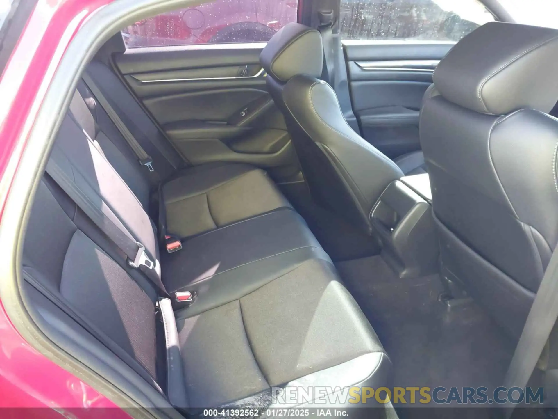 8 fotografías del automóvil dañado 1HGCV1F37KA043402 HONDA ACCORD 2019