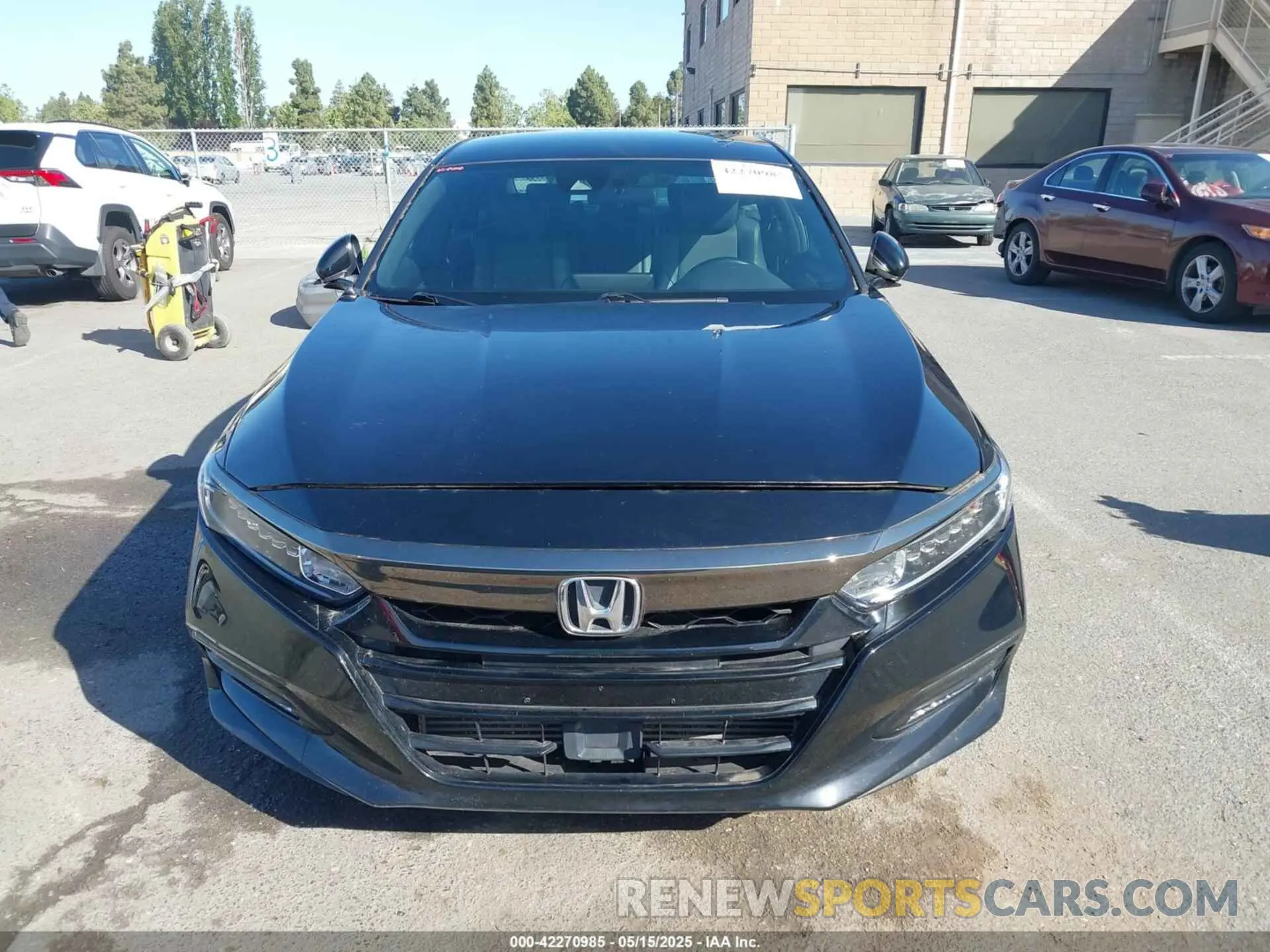 11 fotografías del automóvil dañado 1HGCV1F37KA073001 HONDA ACCORD 2019
