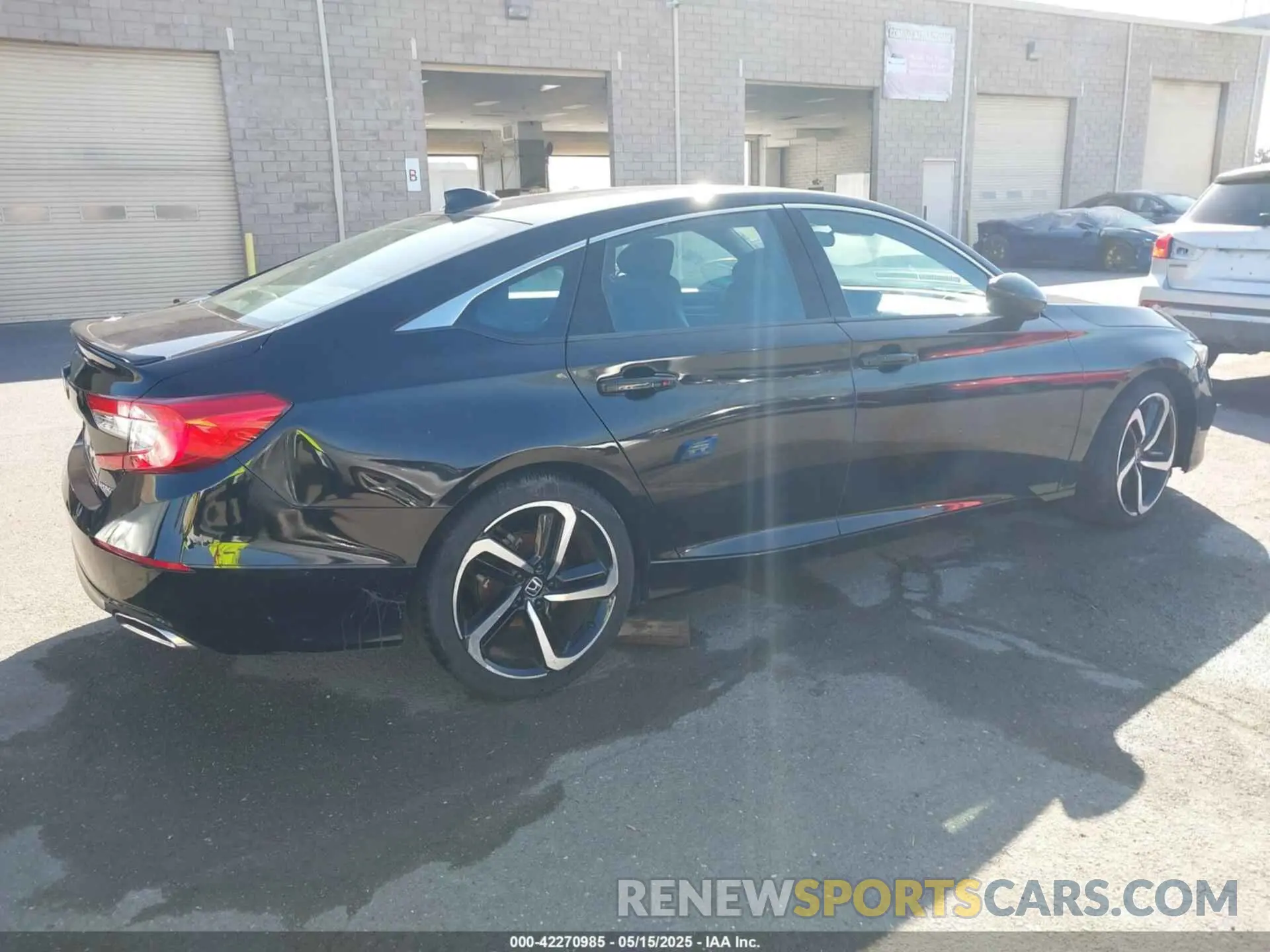 4 fotografías del automóvil dañado 1HGCV1F37KA073001 HONDA ACCORD 2019