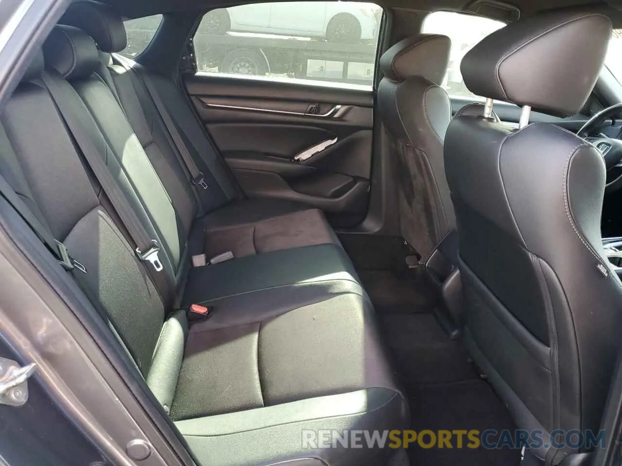10 fotografías del automóvil dañado 1HGCV1F37KA080563 HONDA ACCORD 2019