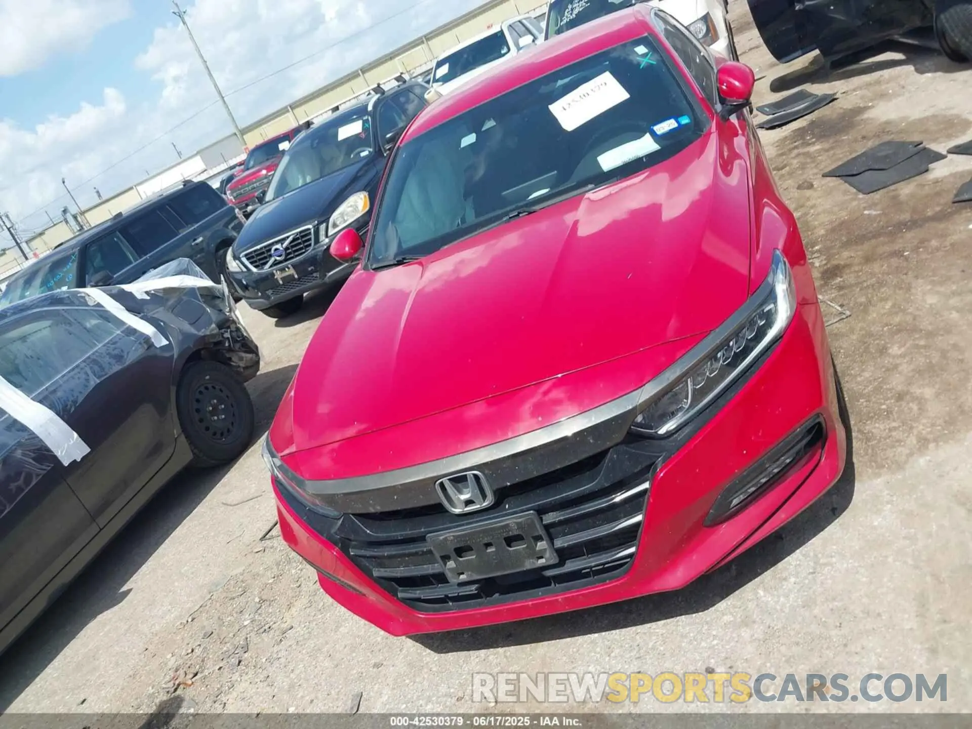 12 fotografías del automóvil dañado 1HGCV1F37KA145136 HONDA ACCORD 2019
