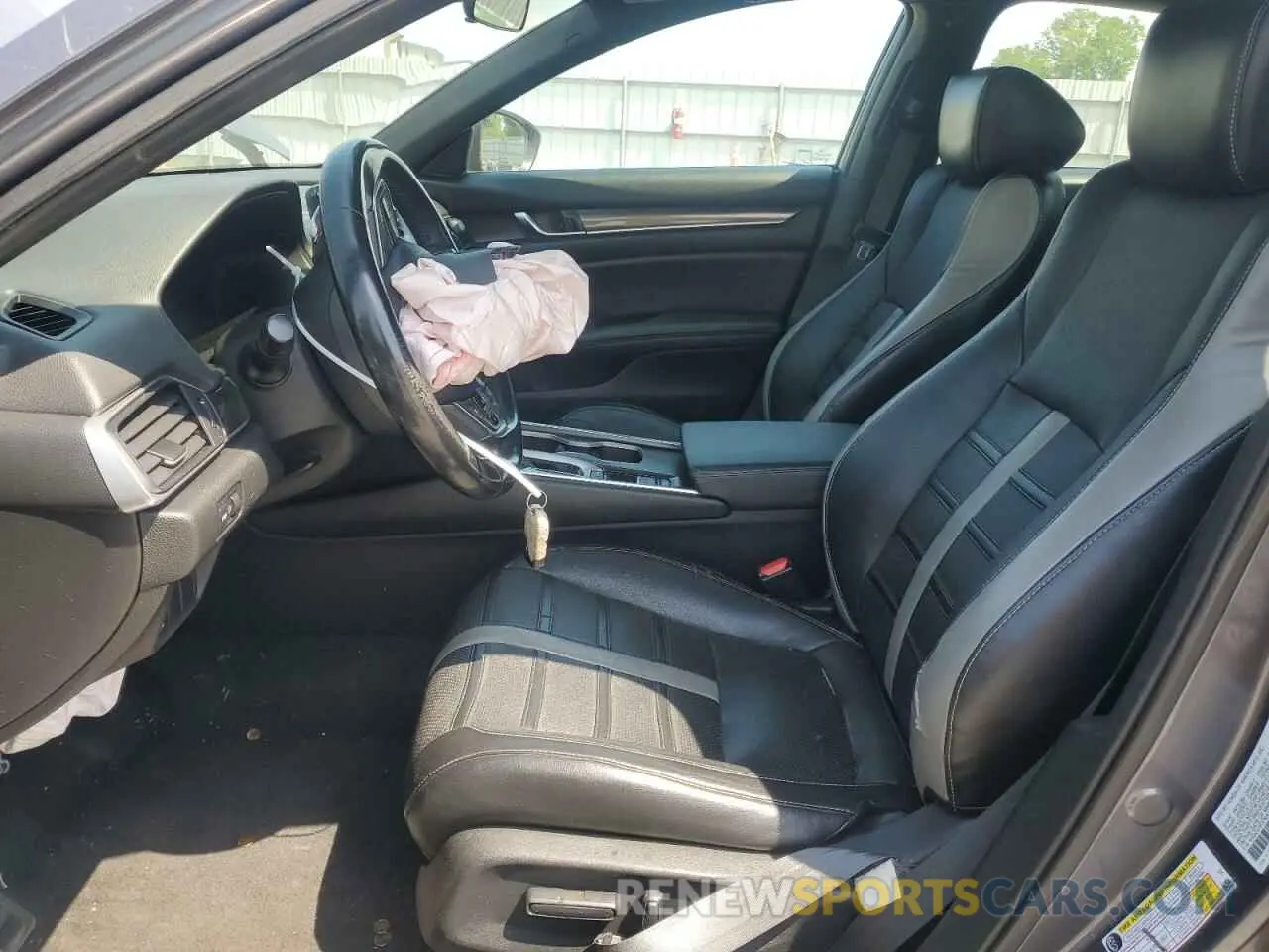 7 fotografías del automóvil dañado 1HGCV1F37KA153348 HONDA ACCORD 2019