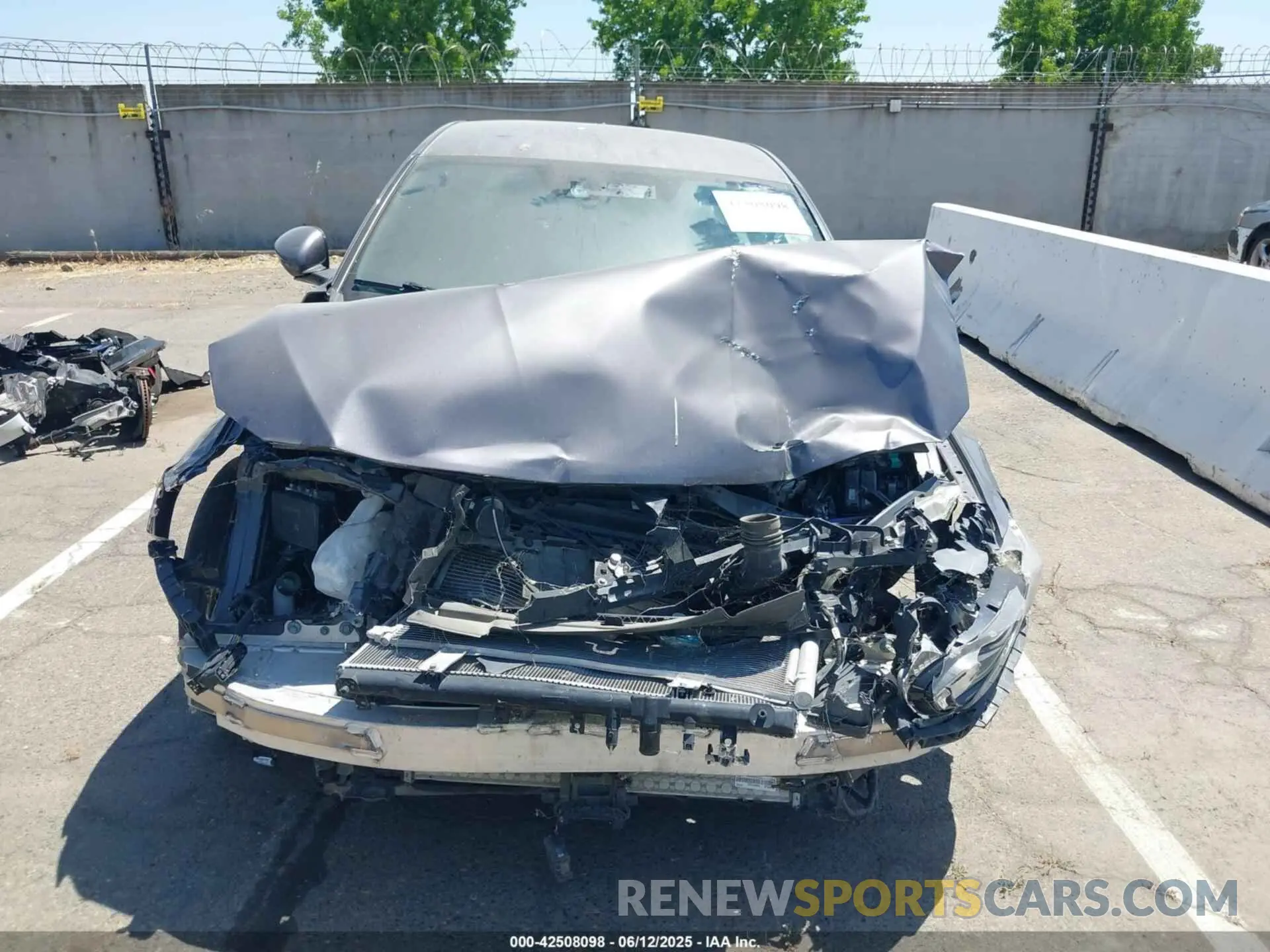 12 fotografías del automóvil dañado 1HGCV1F38KA063870 HONDA ACCORD 2019