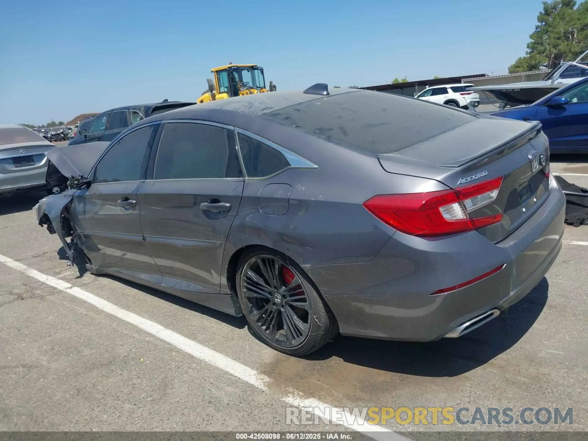 14 fotografías del automóvil dañado 1HGCV1F38KA063870 HONDA ACCORD 2019