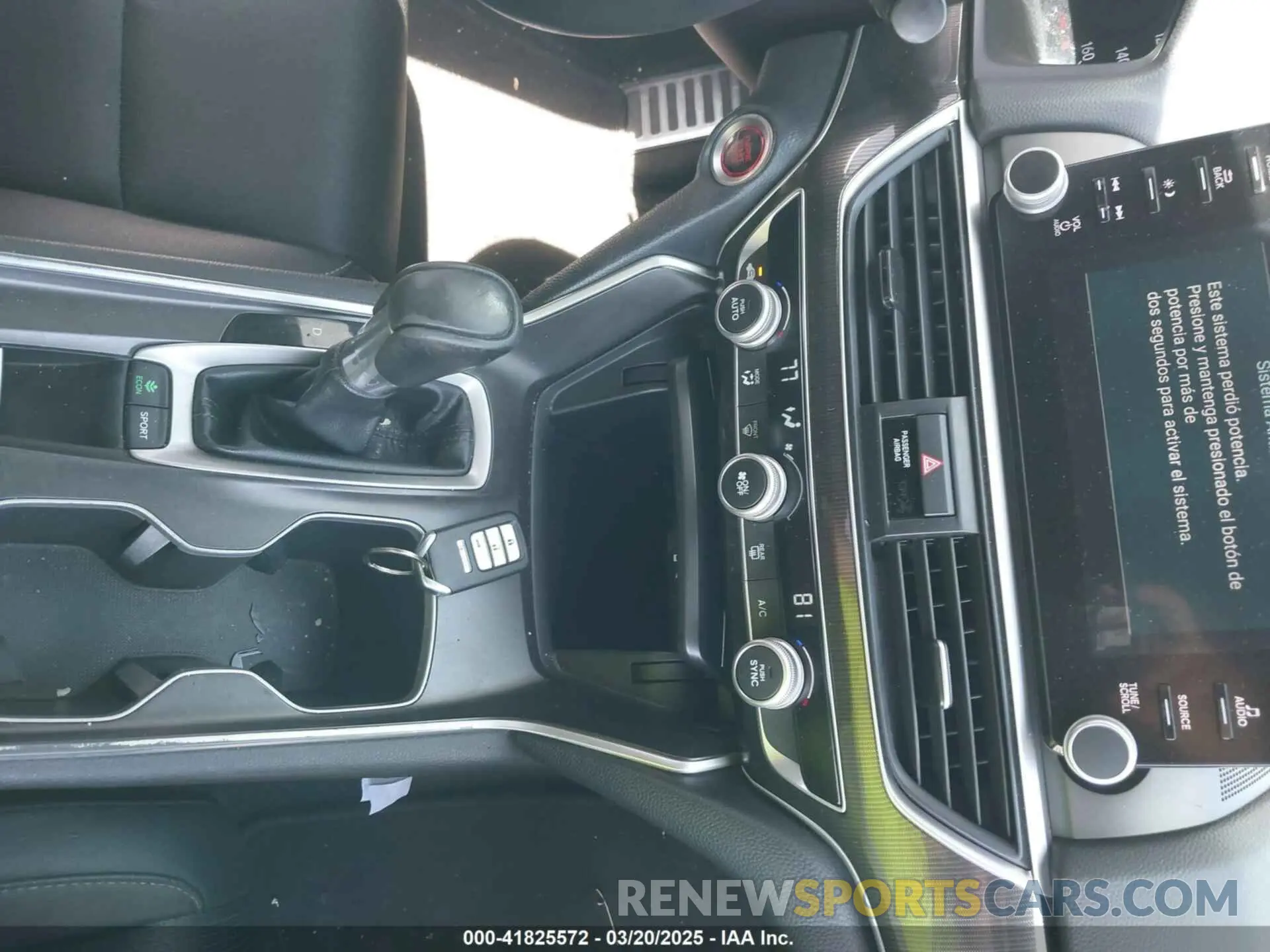 11 fotografías del automóvil dañado 1HGCV1F38KA088462 HONDA ACCORD 2019