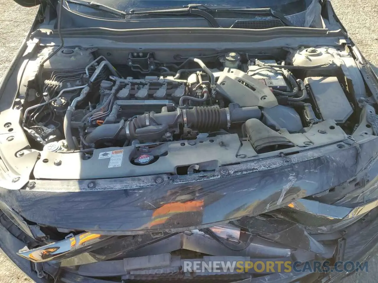 11 fotografías del automóvil dañado 1HGCV1F38KA131620 HONDA ACCORD 2019