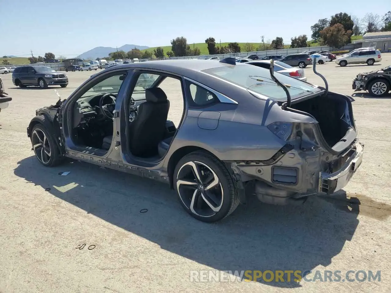 2 fotografías del automóvil dañado 1HGCV1F38KA148868 HONDA ACCORD 2019