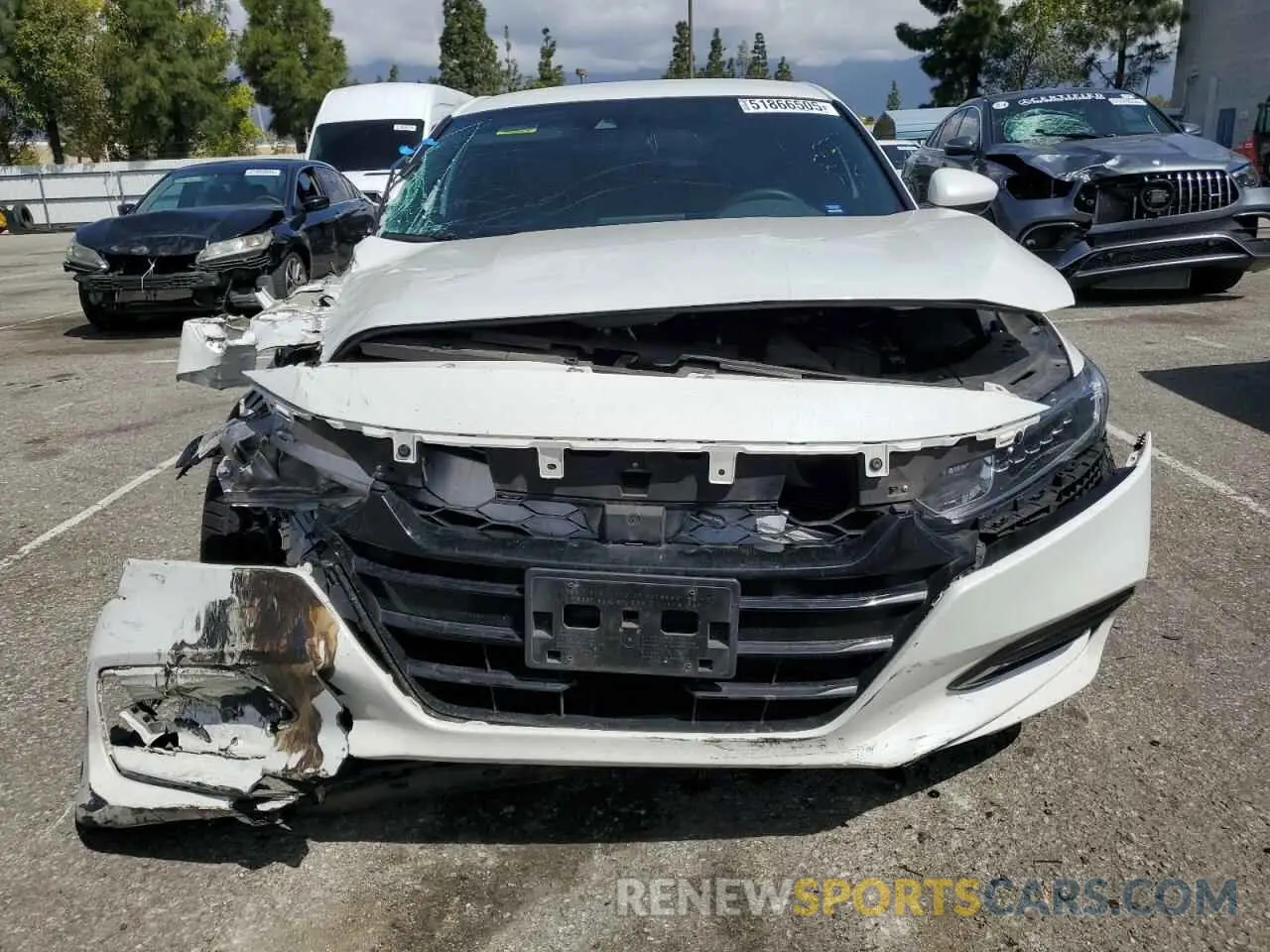 5 fotografías del automóvil dañado 1HGCV1F38KA164519 HONDA ACCORD 2019