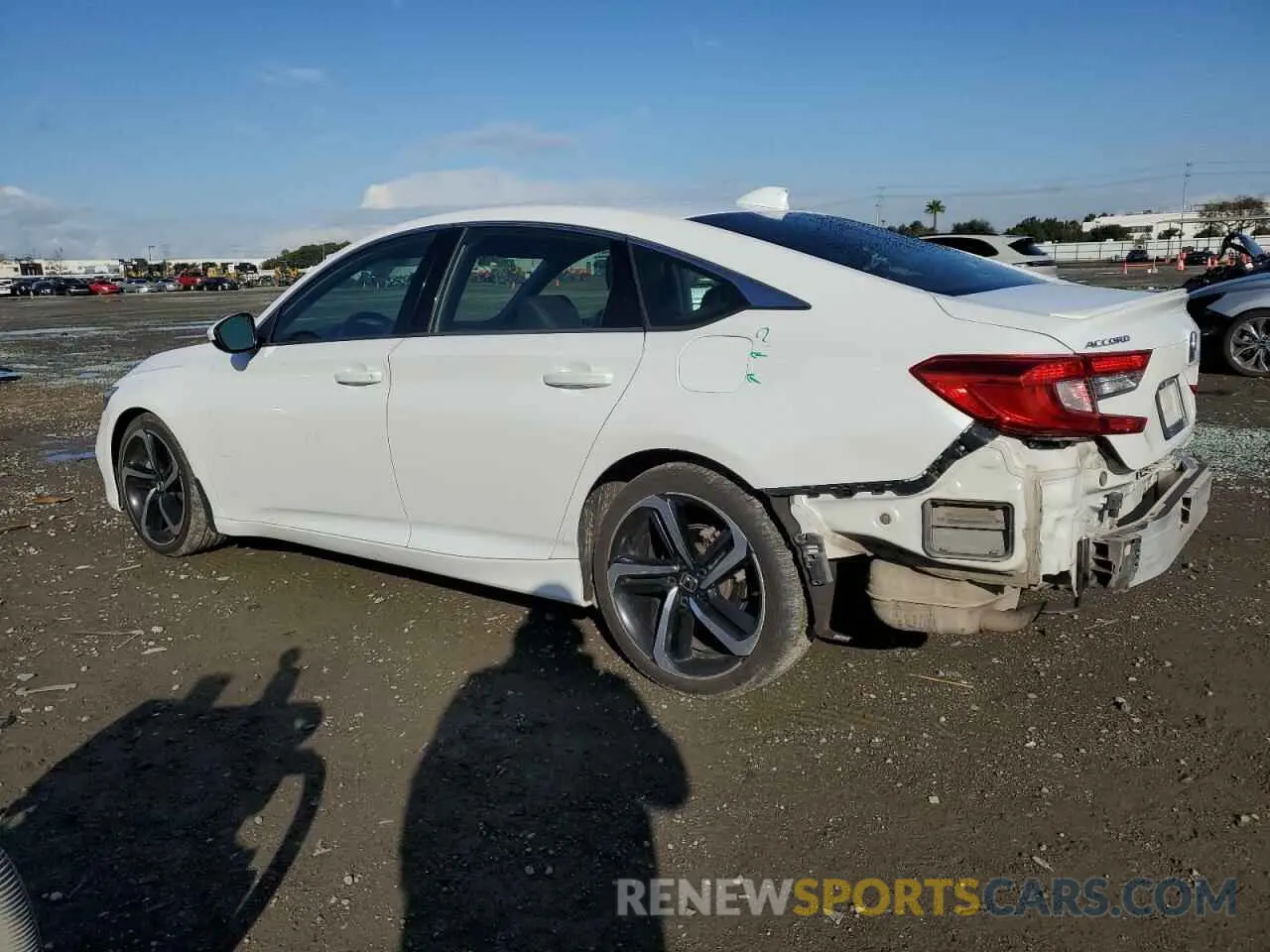 2 fotografías del automóvil dañado 1HGCV1F39KA086607 HONDA ACCORD 2019