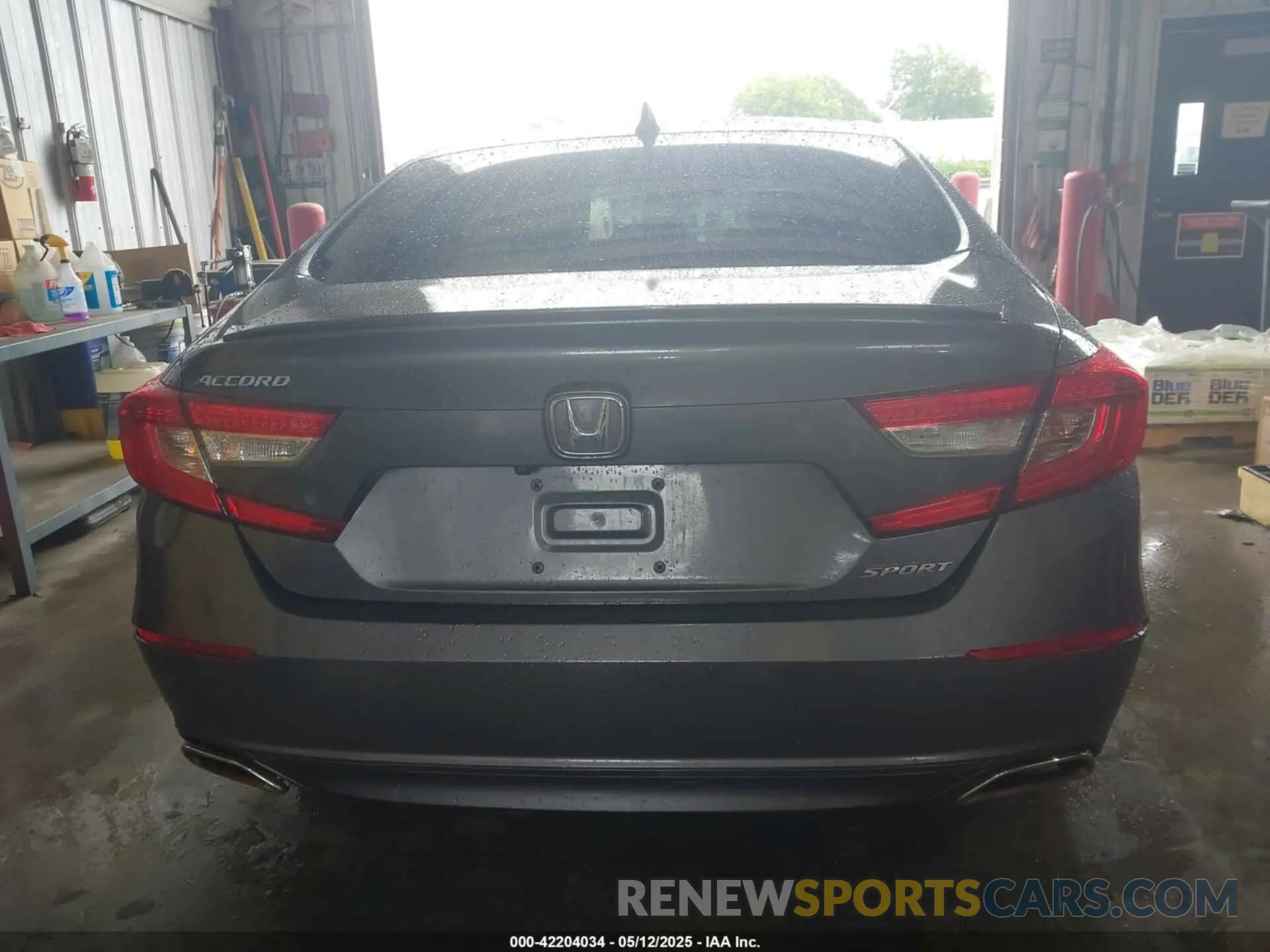 16 fotografías del automóvil dañado 1HGCV1F39KA092245 HONDA ACCORD 2019