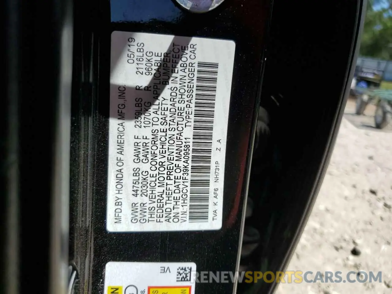13 fotografías del automóvil dañado 1HGCV1F39KA095811 HONDA ACCORD 2019