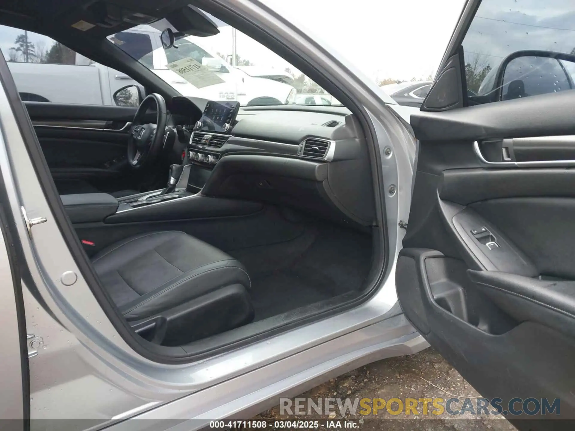 5 fotografías del automóvil dañado 1HGCV1F39KA105186 HONDA ACCORD 2019