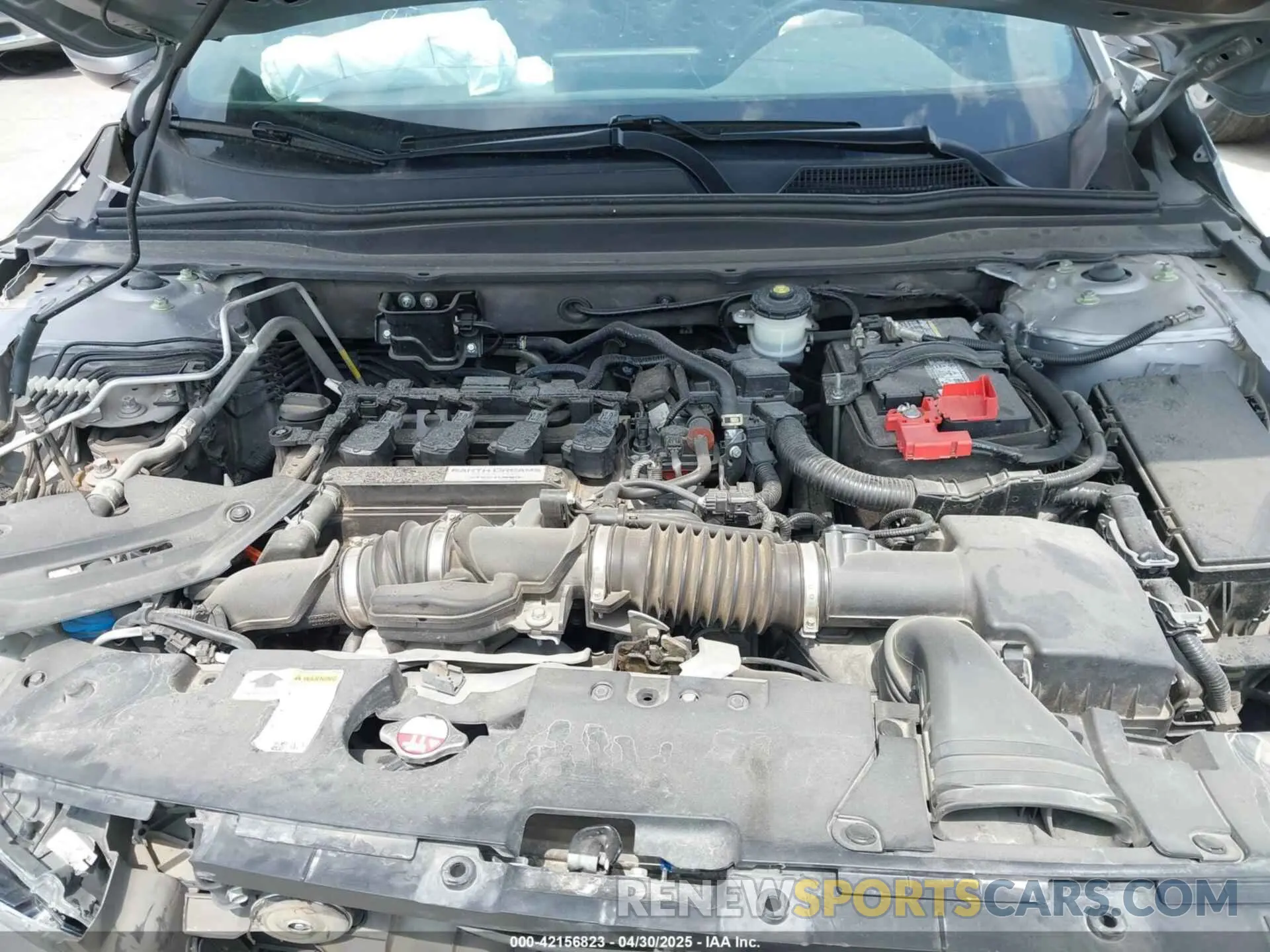 10 fotografías del automóvil dañado 1HGCV1F3XKA016565 HONDA ACCORD 2019