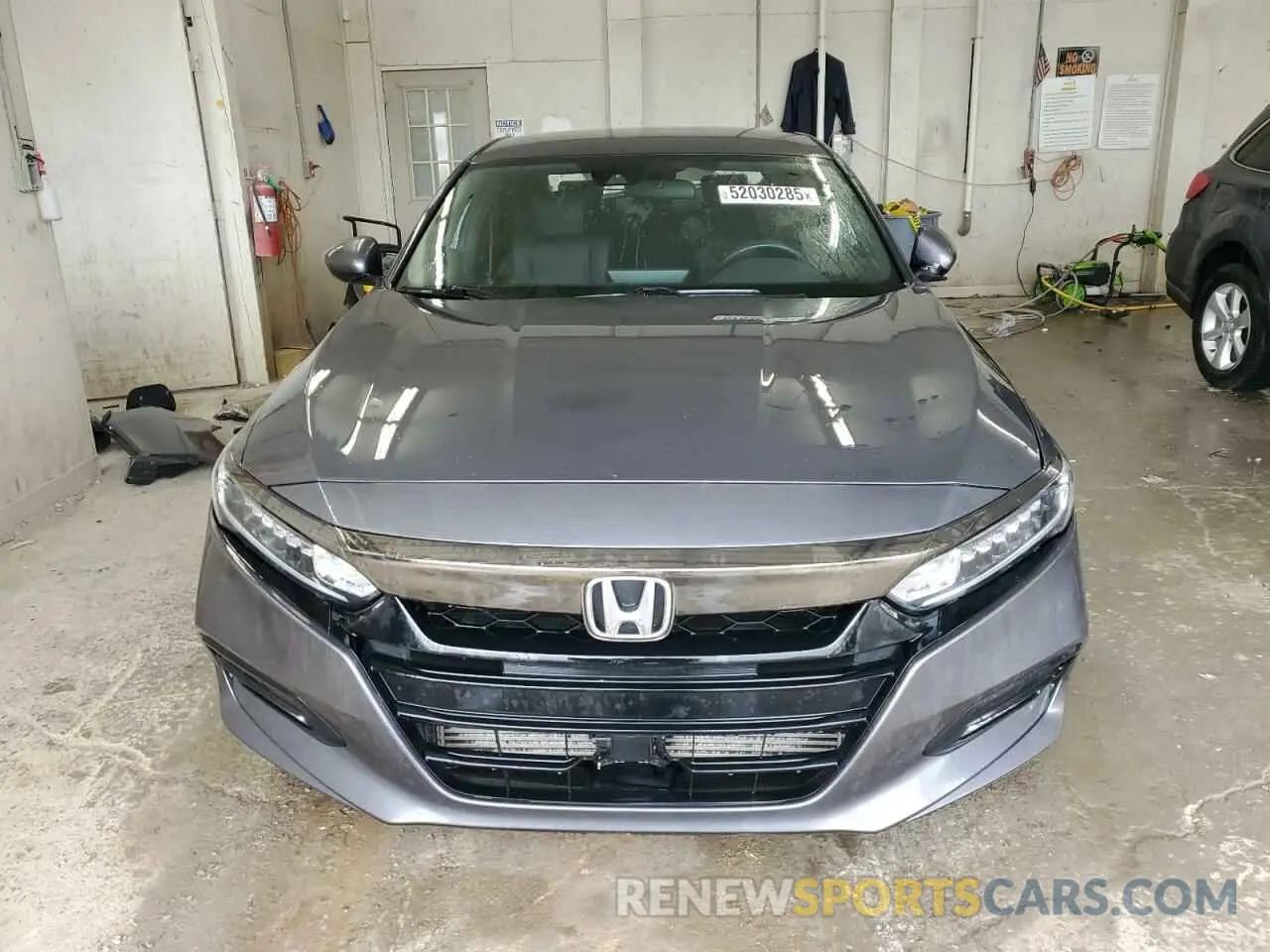 5 fotografías del automóvil dañado 1HGCV1F3XKA019904 HONDA ACCORD 2019