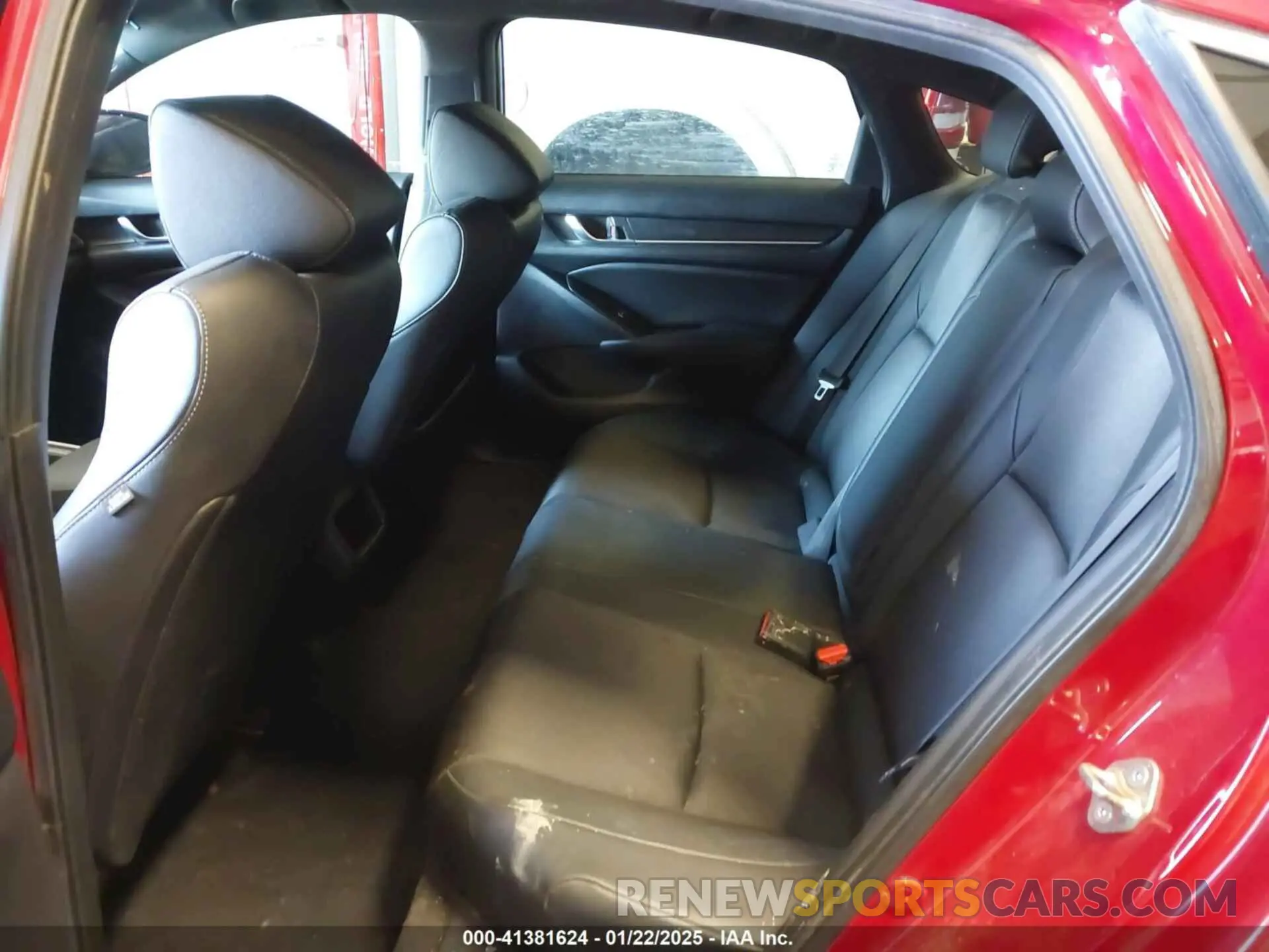 8 fotografías del automóvil dañado 1HGCV1F3XKA020793 HONDA ACCORD 2019