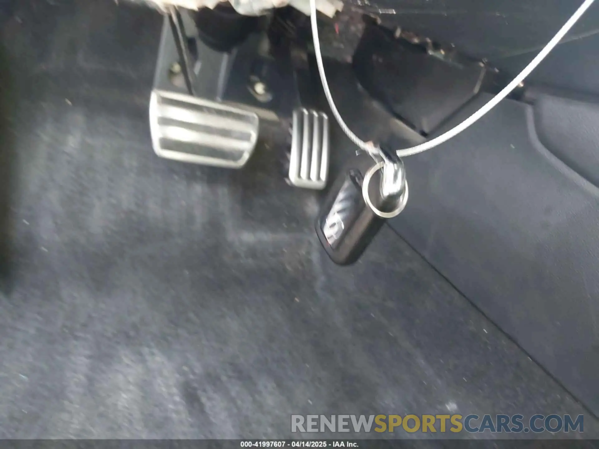 11 fotografías del automóvil dañado 1HGCV1F3XKA043815 HONDA ACCORD 2019