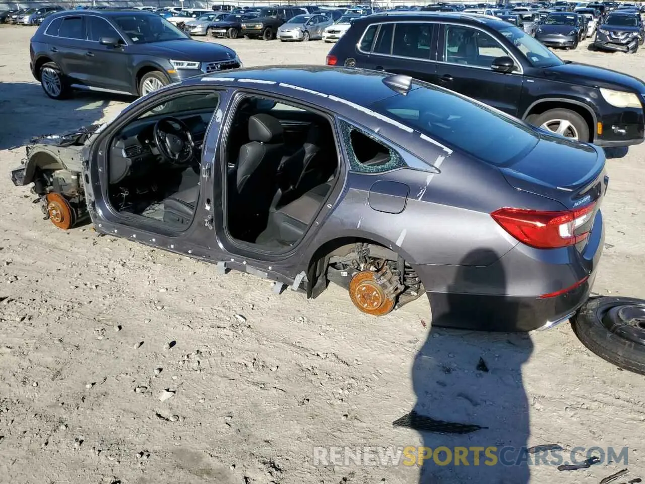 2 fotografías del automóvil dañado 1HGCV1F3XKA048660 HONDA ACCORD 2019