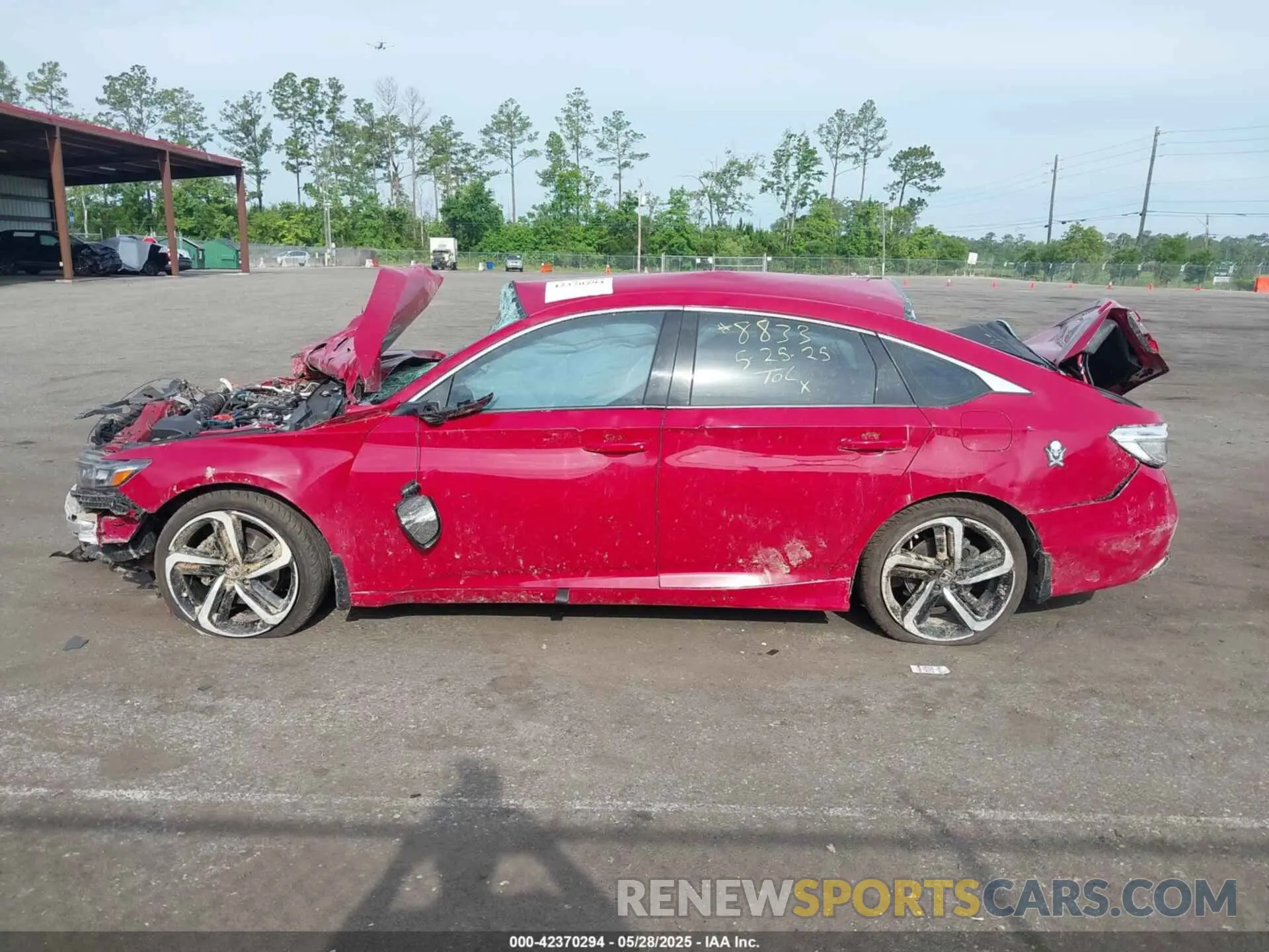 13 fotografías del automóvil dañado 1HGCV1F3XKA052501 HONDA ACCORD 2019