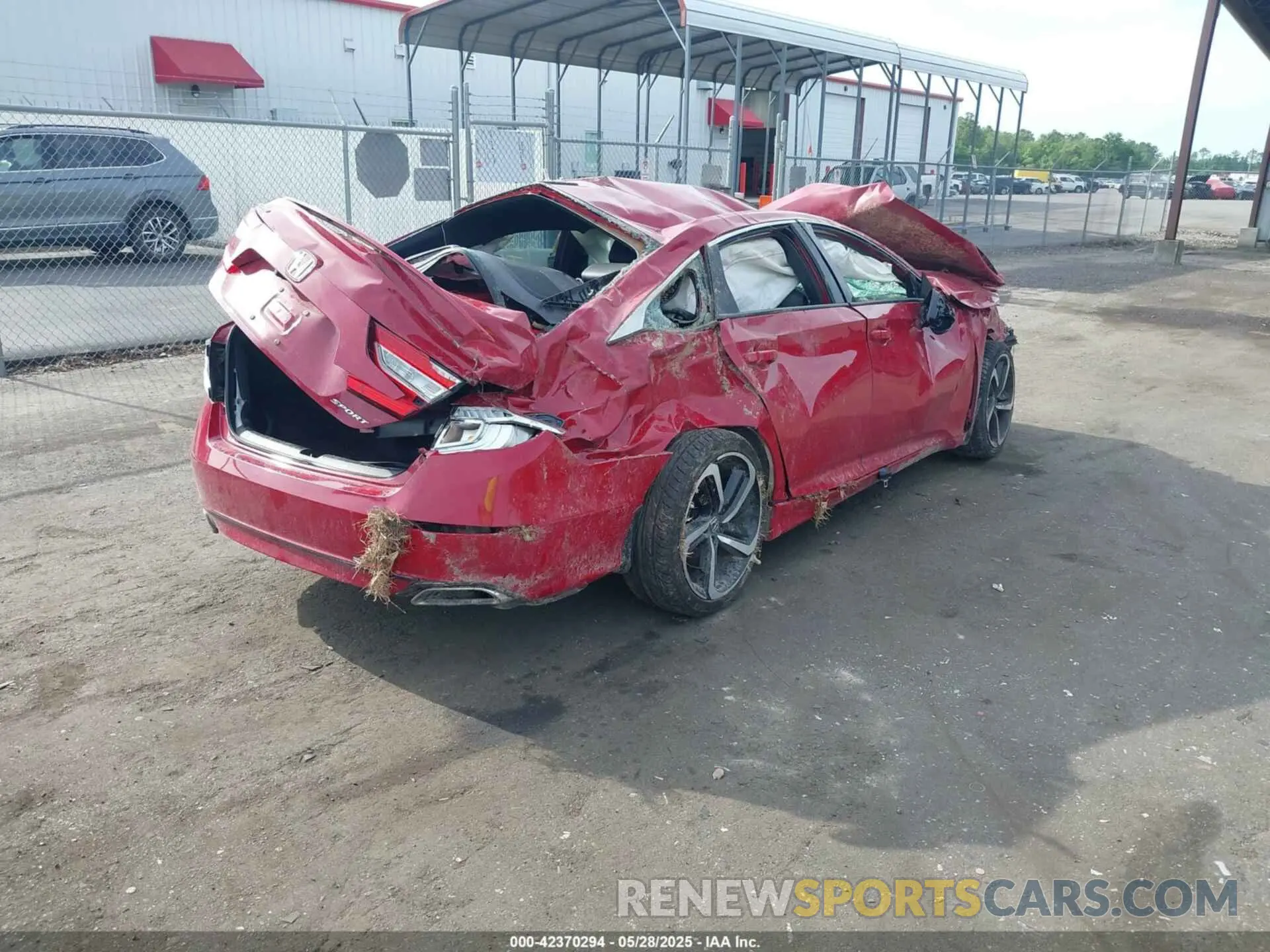 4 fotografías del automóvil dañado 1HGCV1F3XKA052501 HONDA ACCORD 2019
