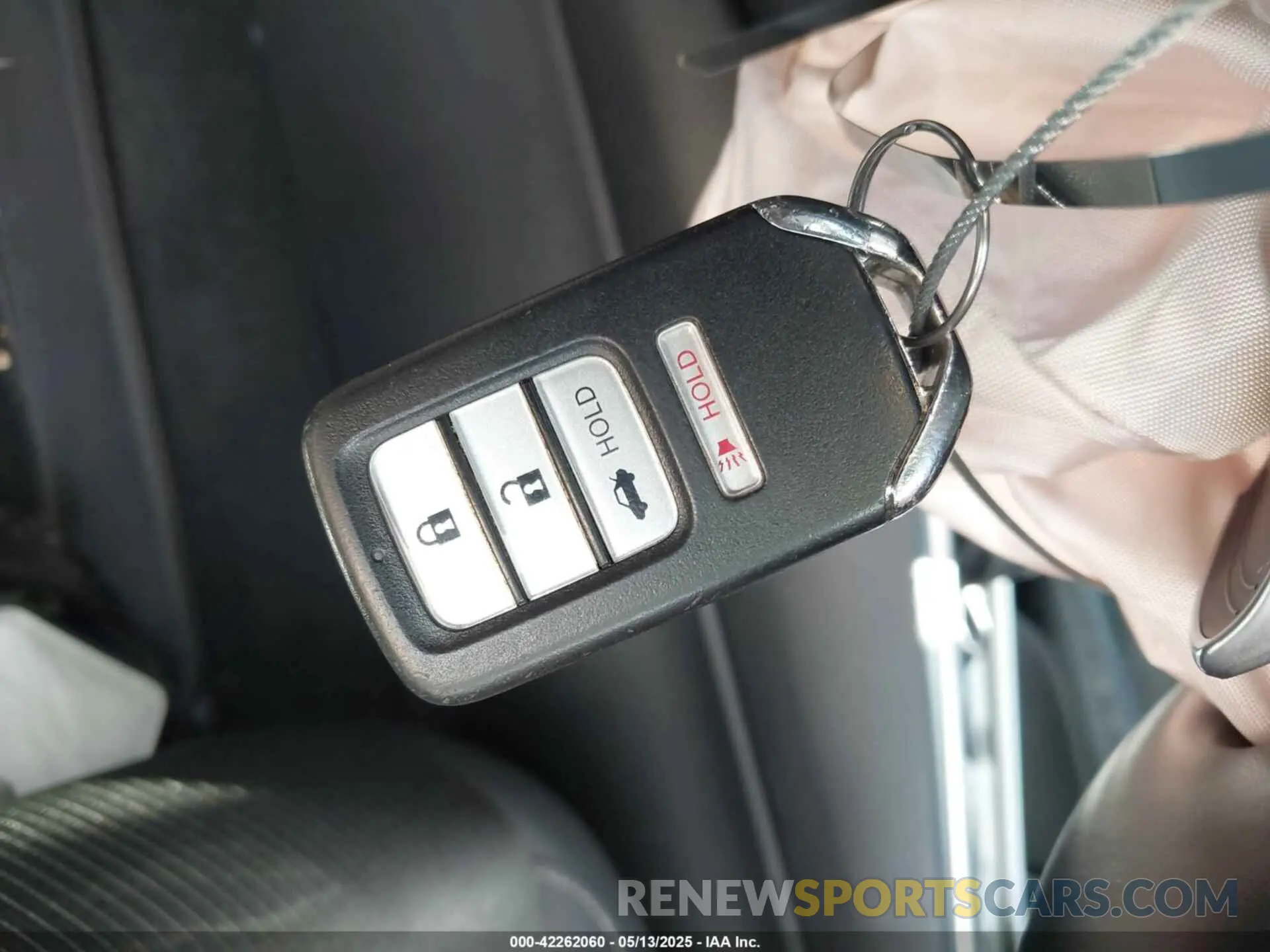 11 fotografías del automóvil dañado 1HGCV1F3XKA070626 HONDA ACCORD 2019