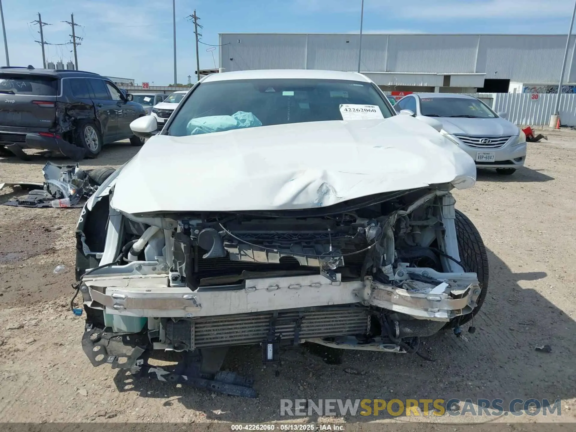 13 fotografías del automóvil dañado 1HGCV1F3XKA070626 HONDA ACCORD 2019