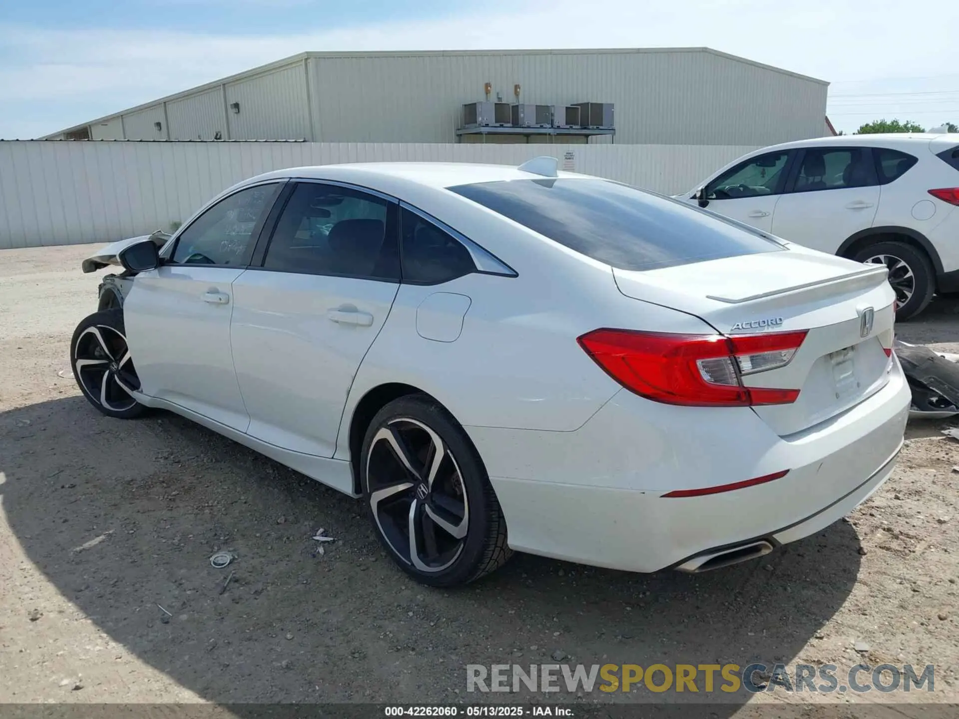 3 fotografías del automóvil dañado 1HGCV1F3XKA070626 HONDA ACCORD 2019