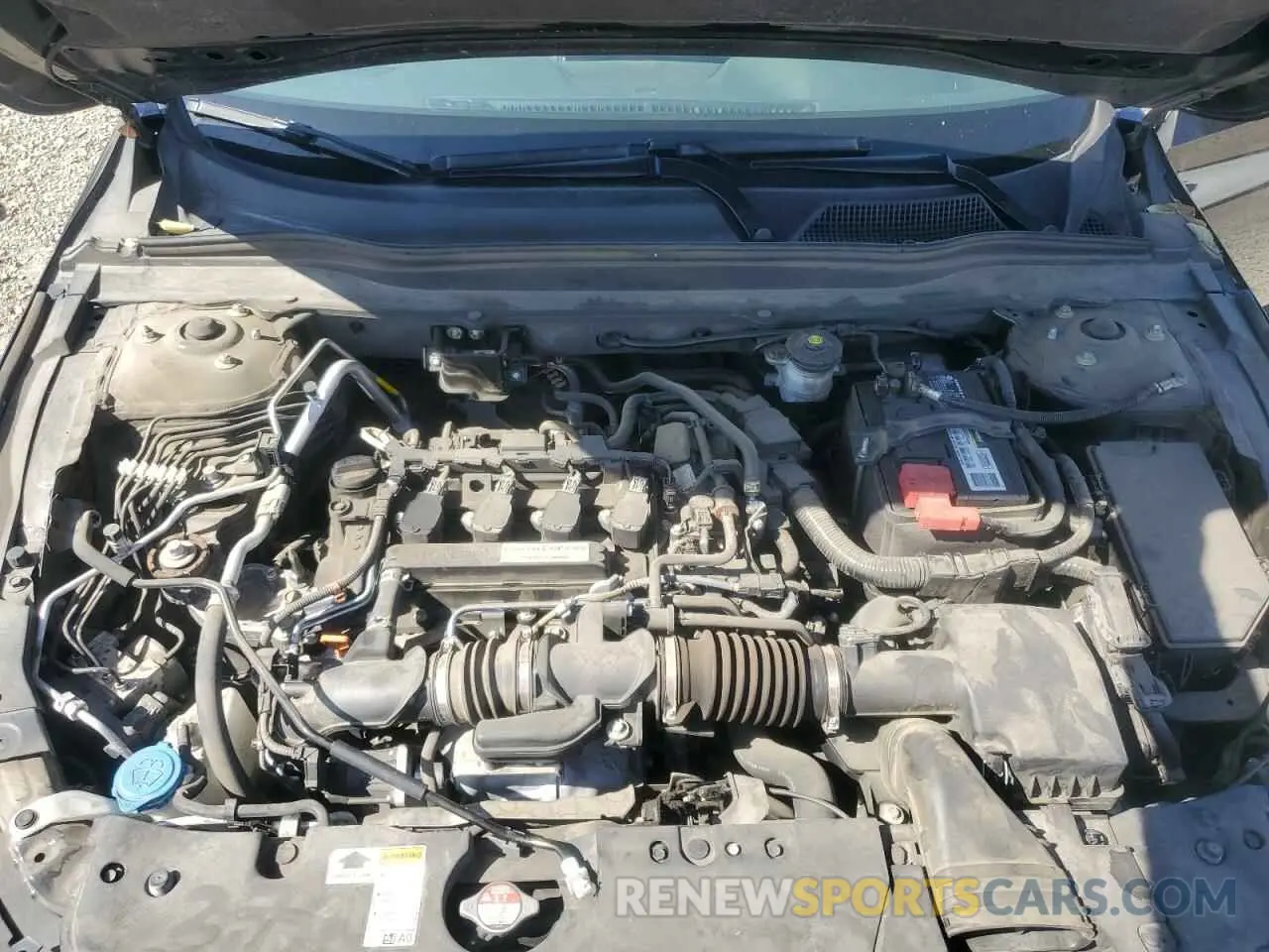 11 fotografías del automóvil dañado 1HGCV1F3XKA090777 HONDA ACCORD 2019