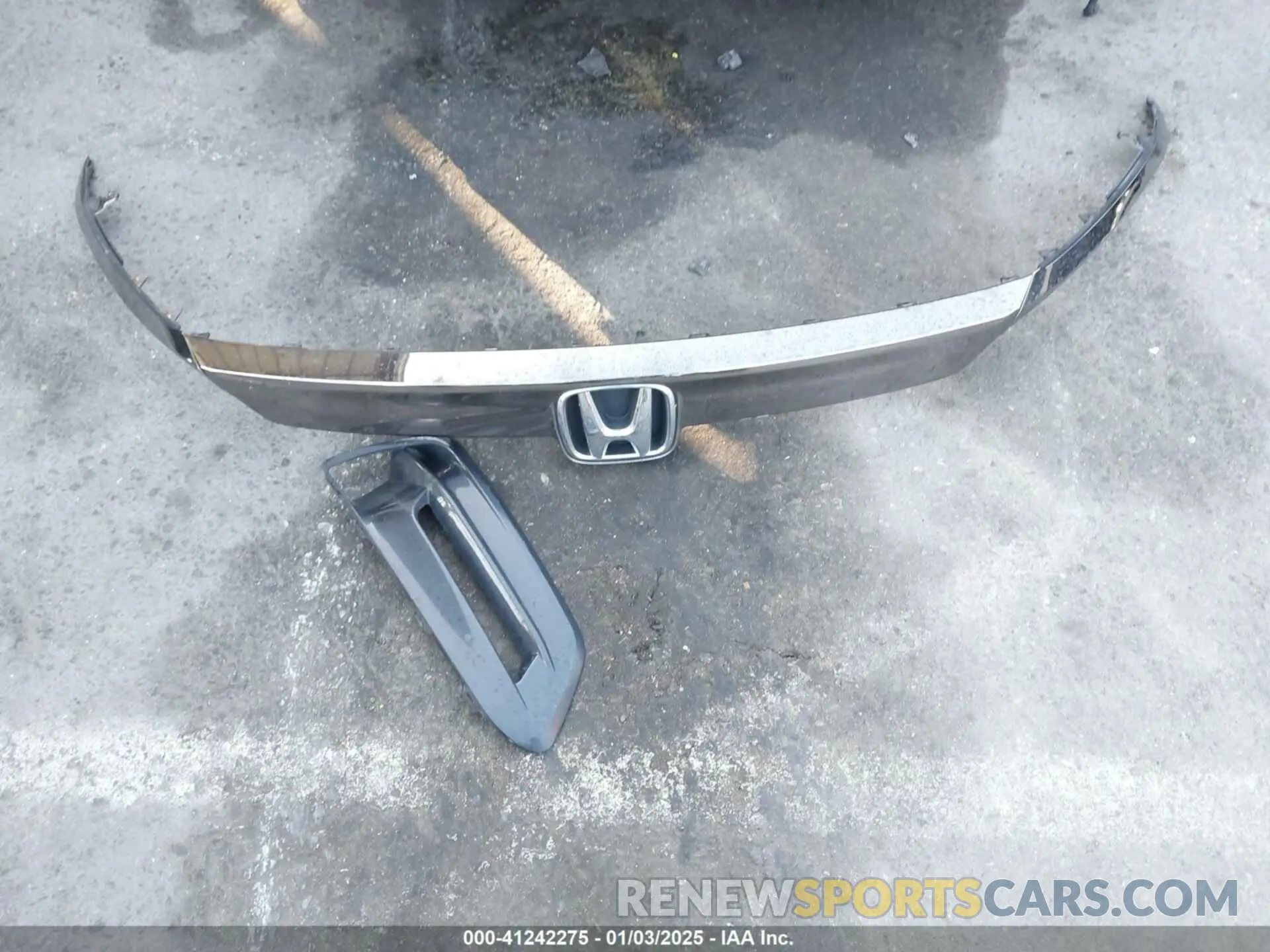 12 fotografías del automóvil dañado 1HGCV1F3XKA142599 HONDA ACCORD 2019