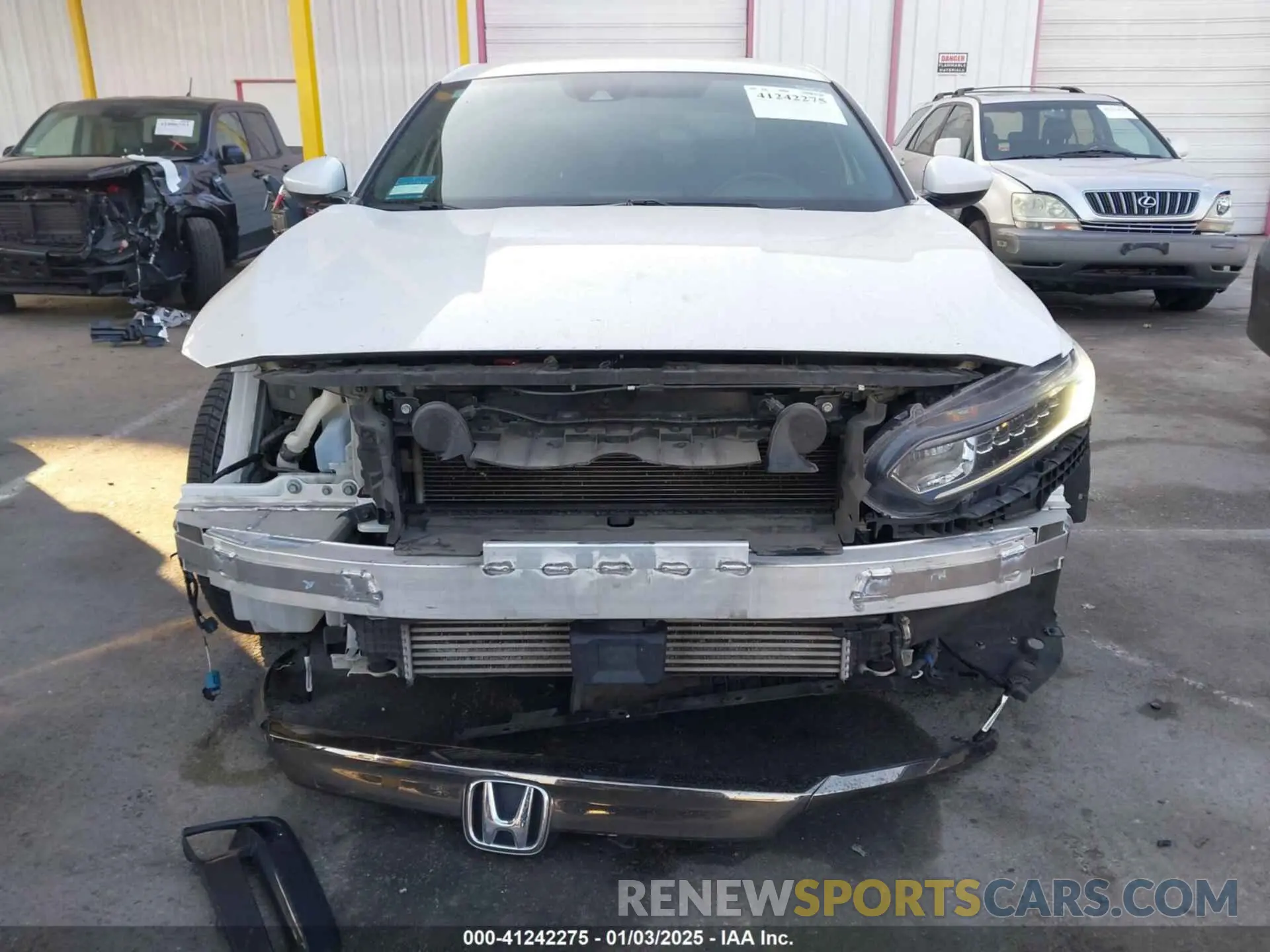 13 fotografías del automóvil dañado 1HGCV1F3XKA142599 HONDA ACCORD 2019