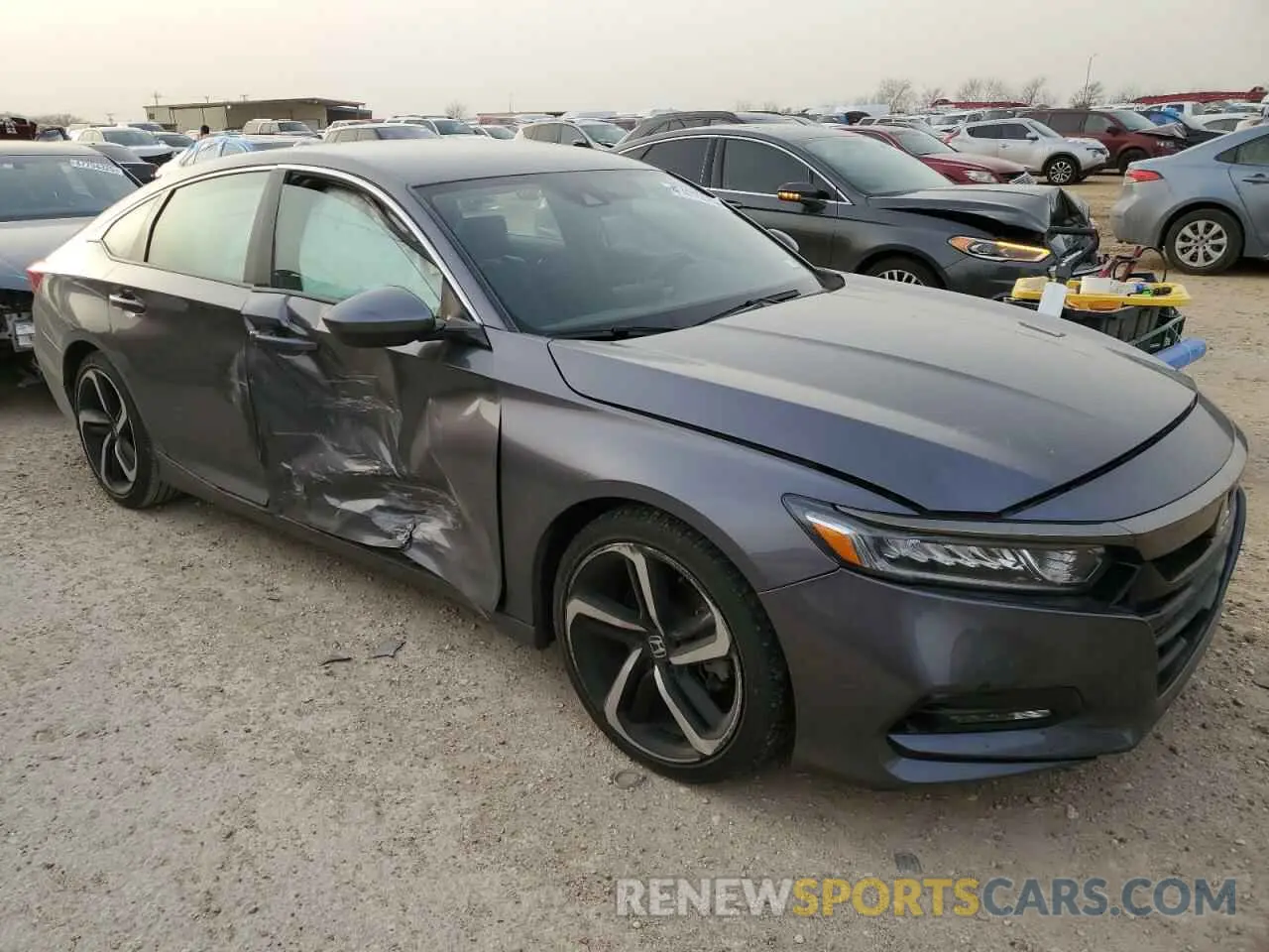 4 fotografías del automóvil dañado 1HGCV1F3XKA162884 HONDA ACCORD 2019