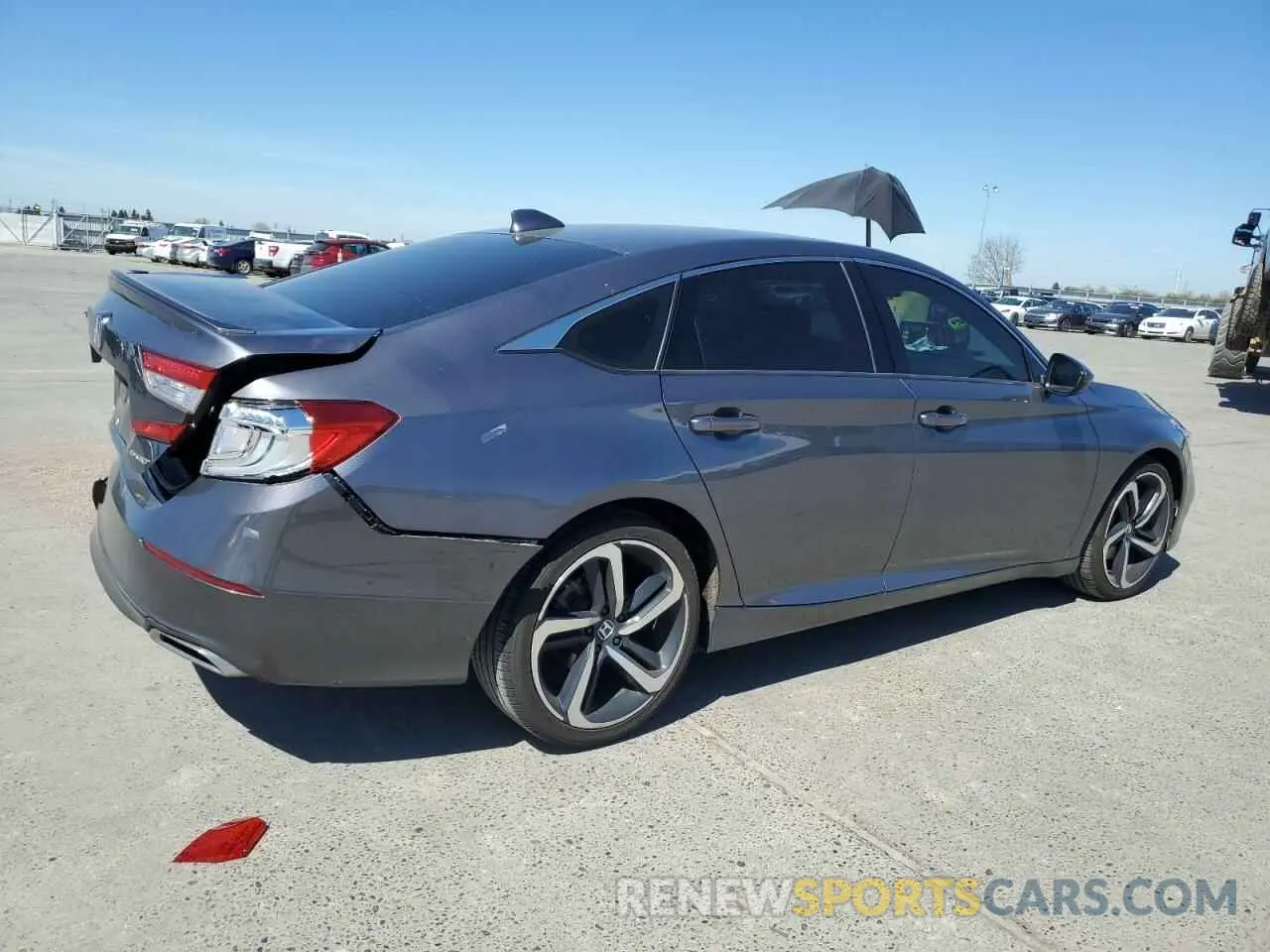 3 fotografías del automóvil dañado 1HGCV1F3XKA174131 HONDA ACCORD 2019