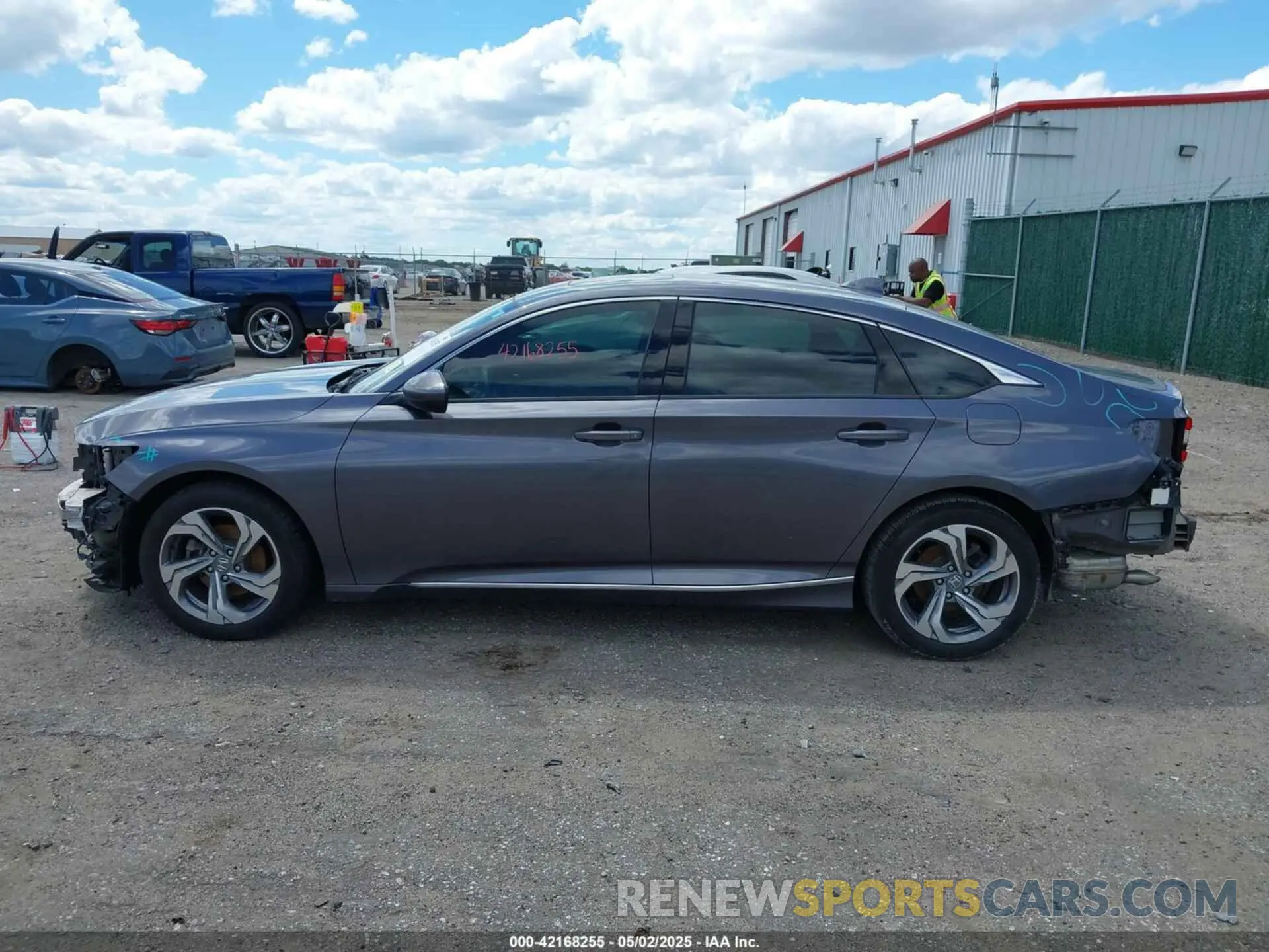 15 fotografías del automóvil dañado 1HGCV1F44KA008325 HONDA ACCORD 2019