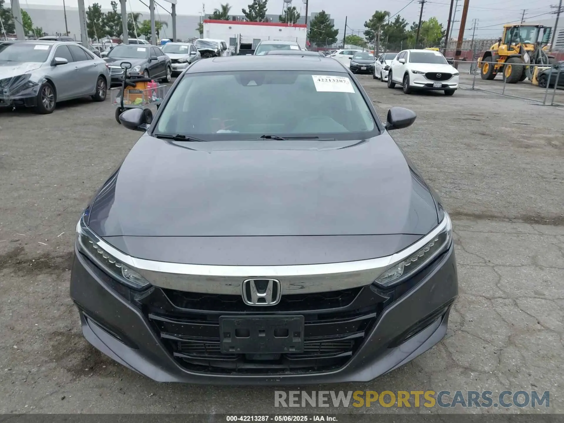 12 fotografías del automóvil dañado 1HGCV1F44KA170004 HONDA ACCORD 2019
