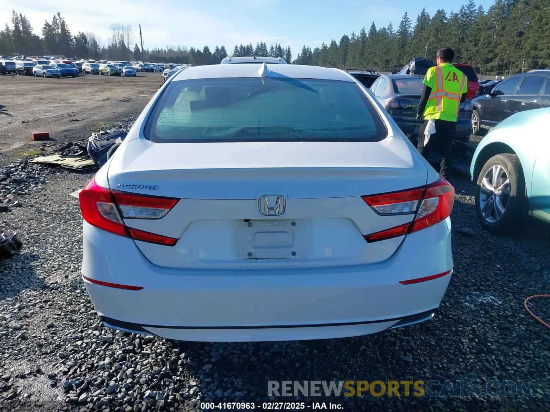17 fotografías del automóvil dañado 1HGCV1F45KA013503 HONDA ACCORD 2019